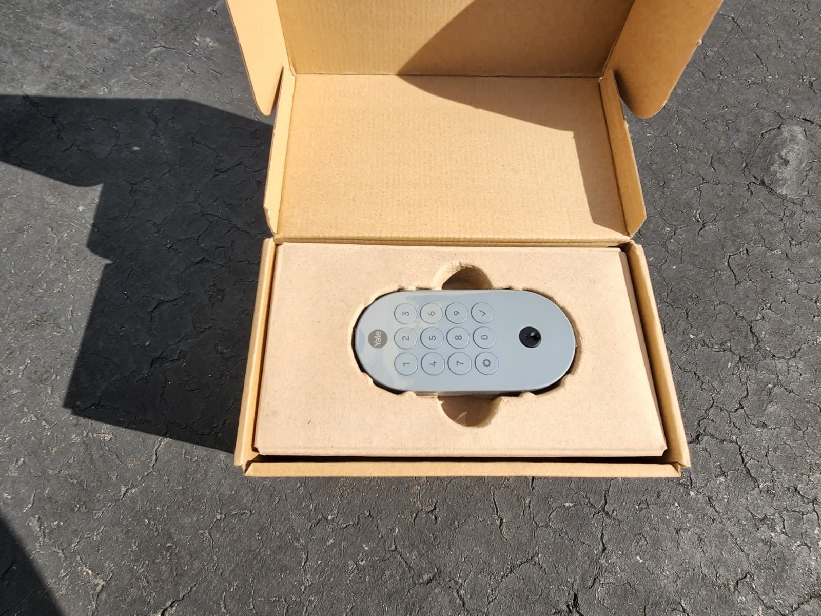 Yale Ash Keyed Deadbolt Smart Lock with Google Matter YRD510-MT1-ASH 6