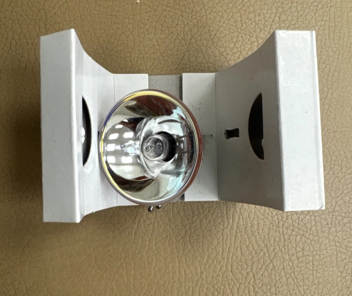 Radiac Tungsten Halogen Projection Bulb ELS/ELR 16V 50W 4 QTY  NOS 3