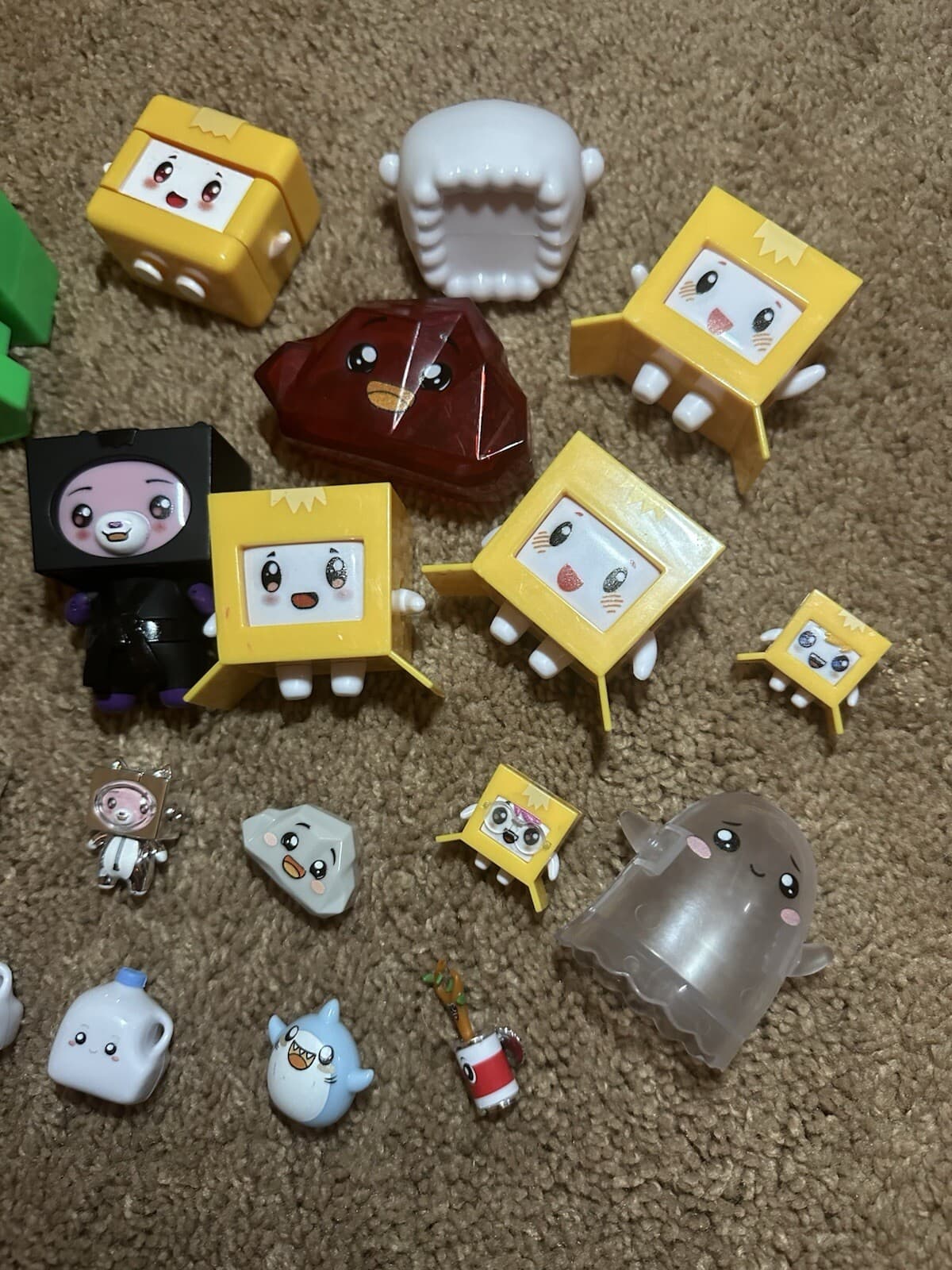 Lankybox Mystery Box Figures Foxy Box Over 20 Pieces Figures And Fidget Spinner 2