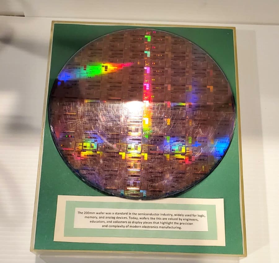 VTG Early 2000s 8" Silicon Semiconductor Wafer Integrated Circuit Chips in Frame 5