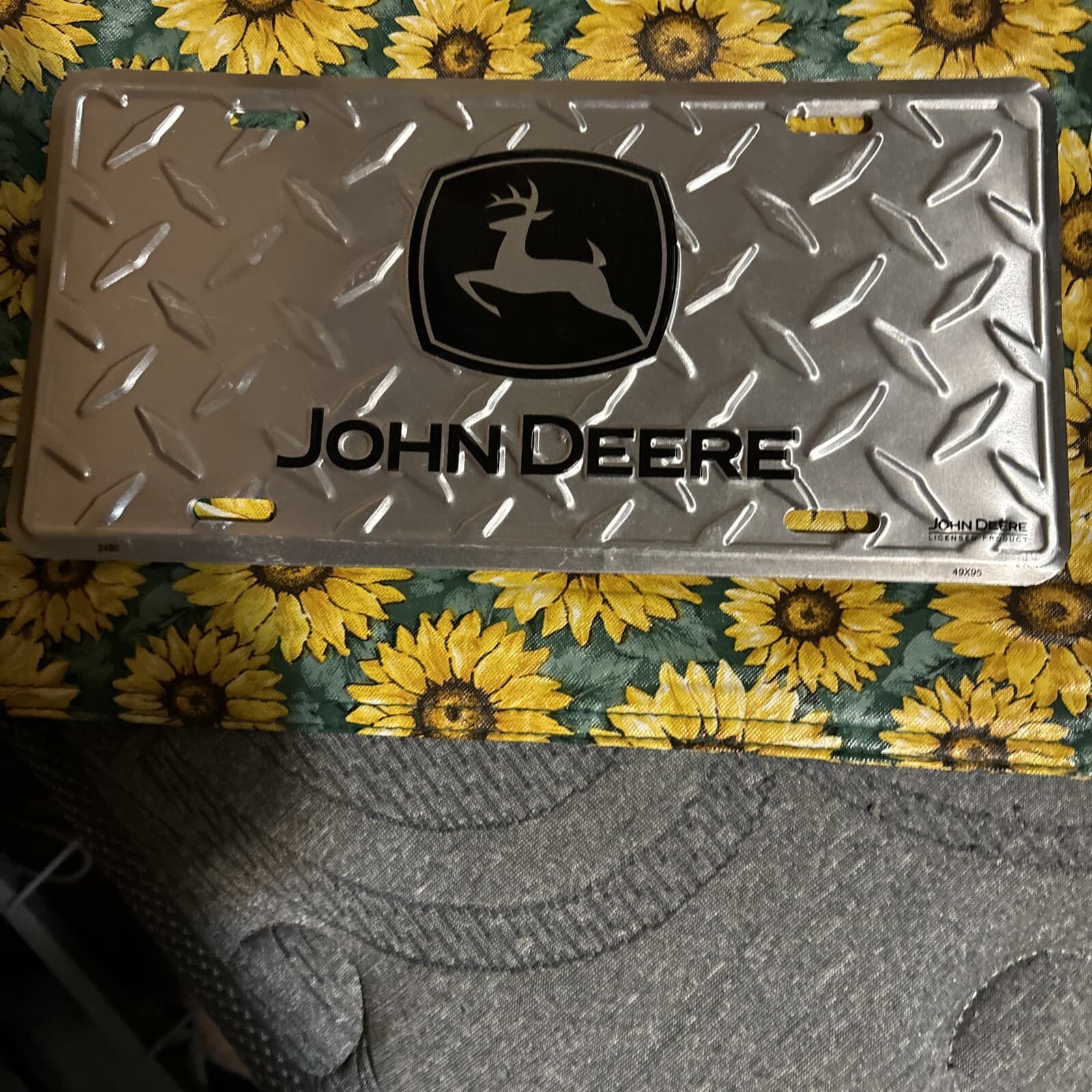 GENUINE JOHN DEERE NEW 6"X12" SILVER  DEERE LICENSE PLATE 2