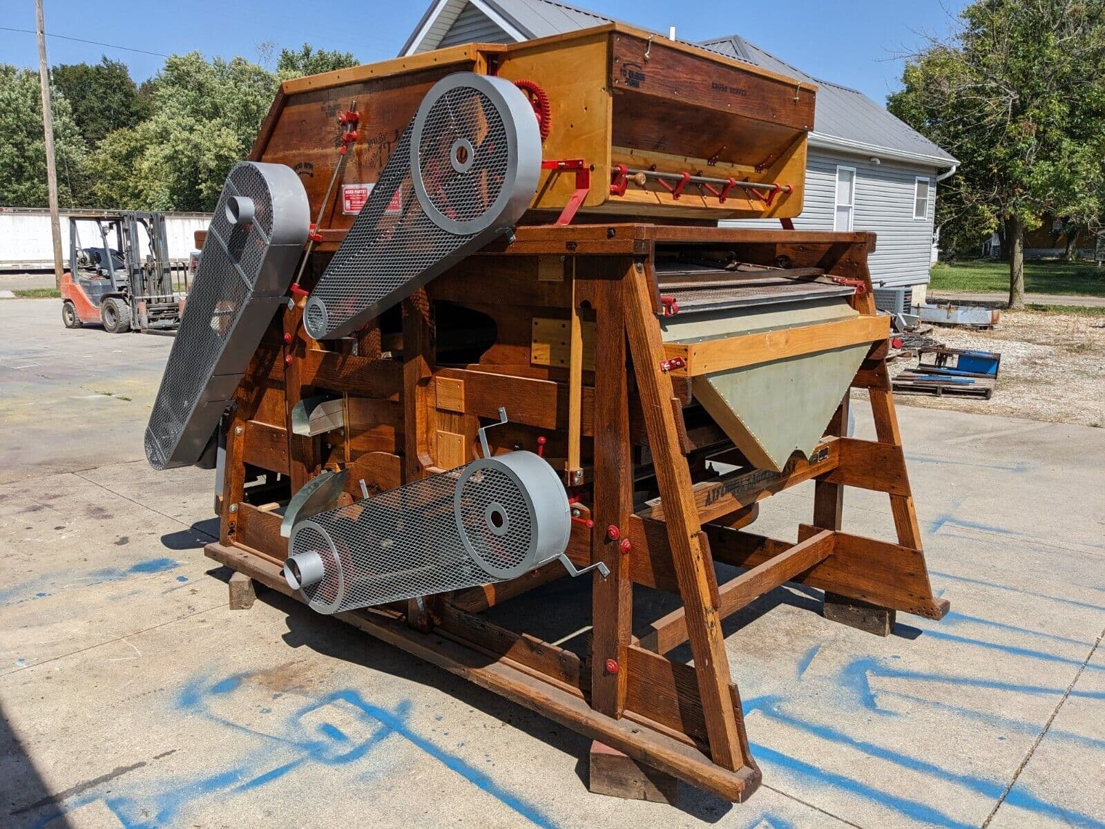 Clipper Seed & Grain Cleaner (Fanning Mill) Super 68D Seed Separator 3