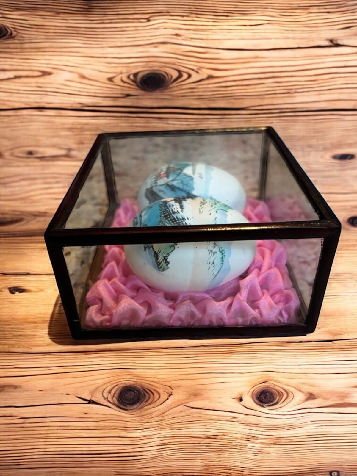 Vintage Chinese / Oriental Hand Painted Eggs in Glass Holder 1960's 4