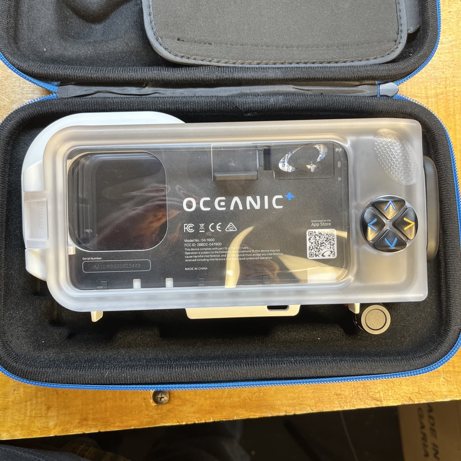 Oceanic+ Dive Housing for Apple iPhones - Underwater Camera/Computer 04.1900 3