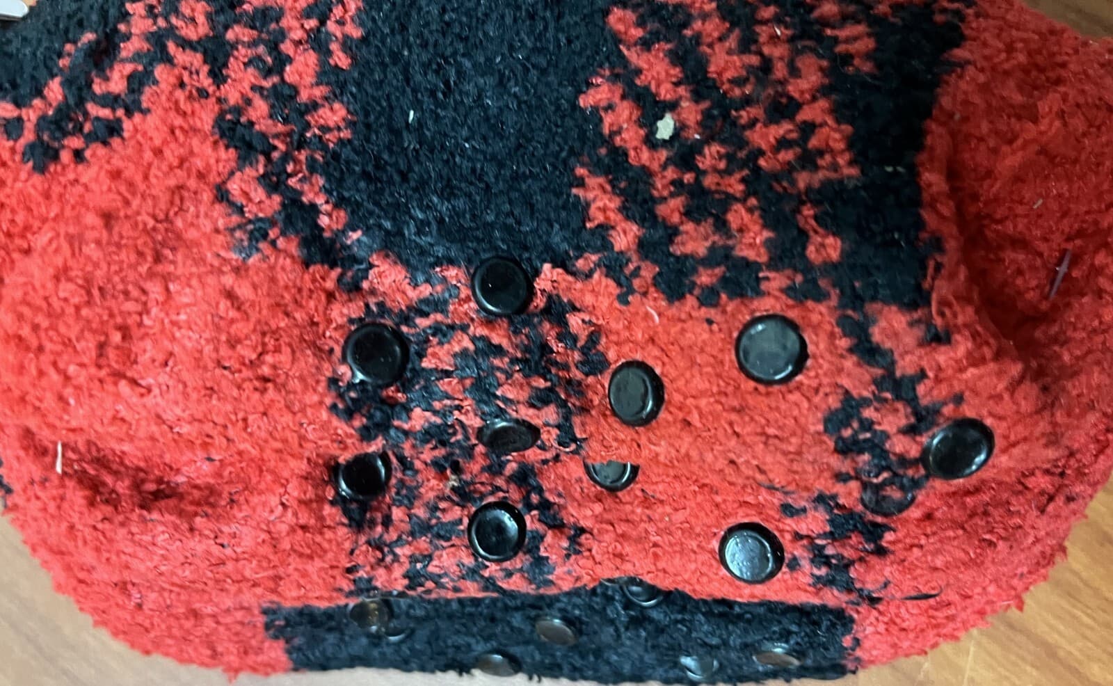 Cat & Jack Super Soft Ankle Socks Gripper Bottoms 2 Pair Red Black XS/S 11-1 New 2