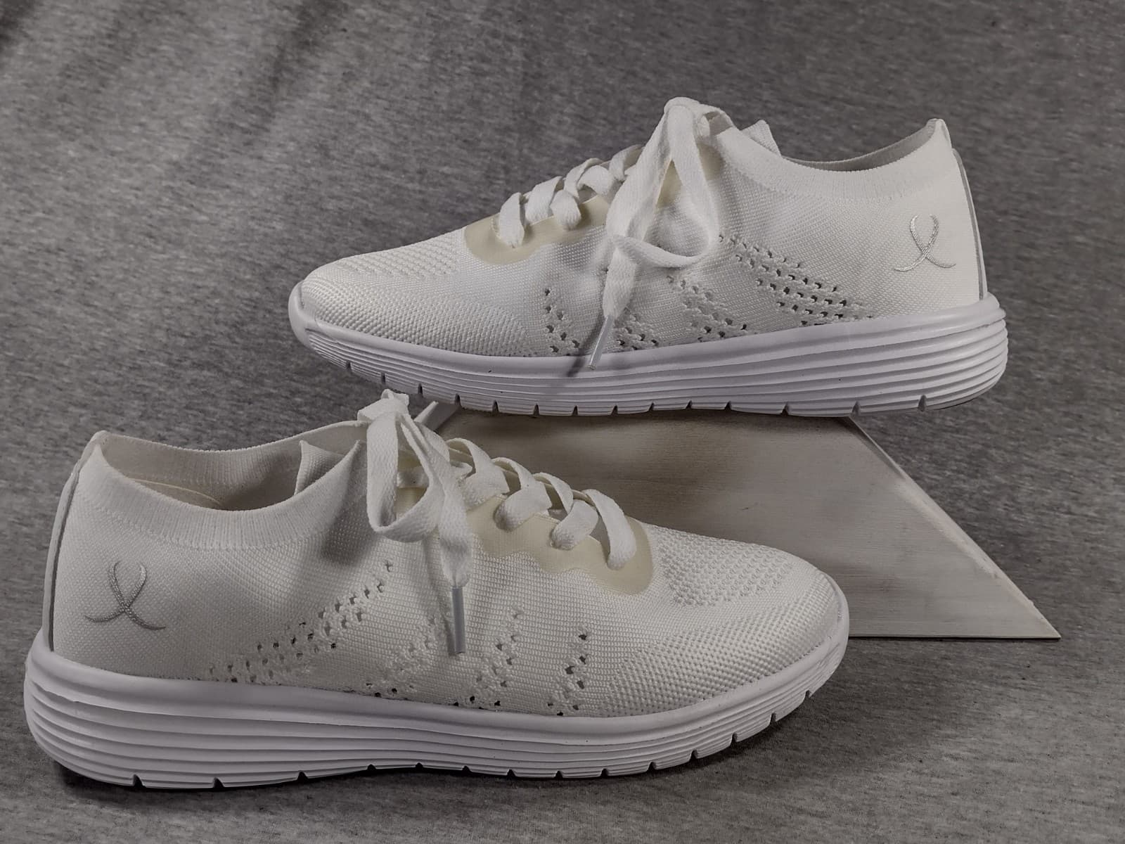 Bloch Omnia Dance Sneakers Shoes Women's 7 Full Sole White Athletic Knit Mesh