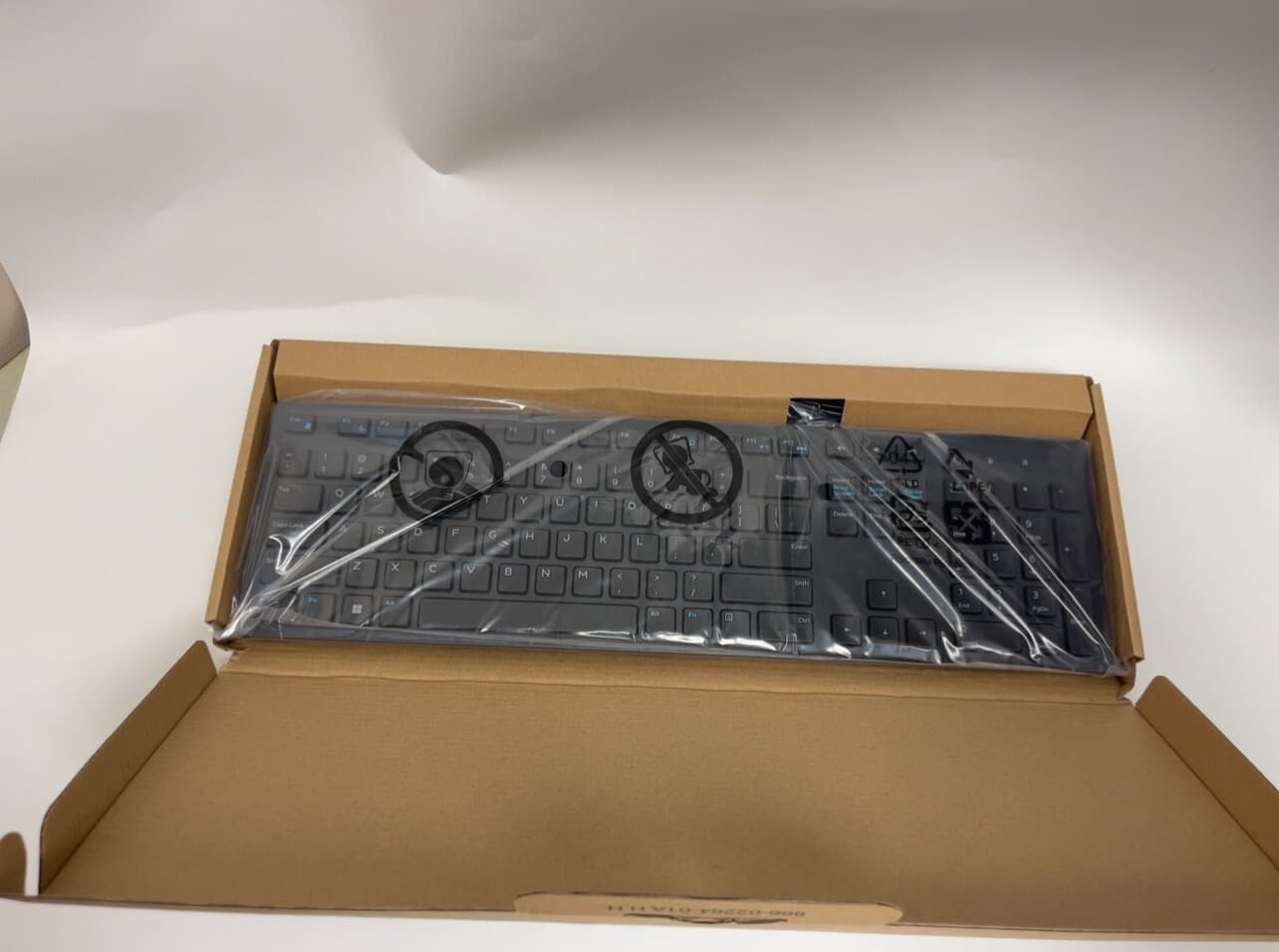 New In Box Lot of 45 New Dell Keyboard KB216 & 45 Dell Mice *READ DESCRIPTION* 4