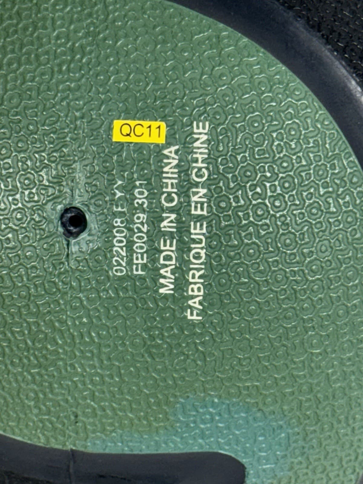 Nike Strength Training Medicine Ball 4 Lb | 1.81 kg Weighted Black and green 4