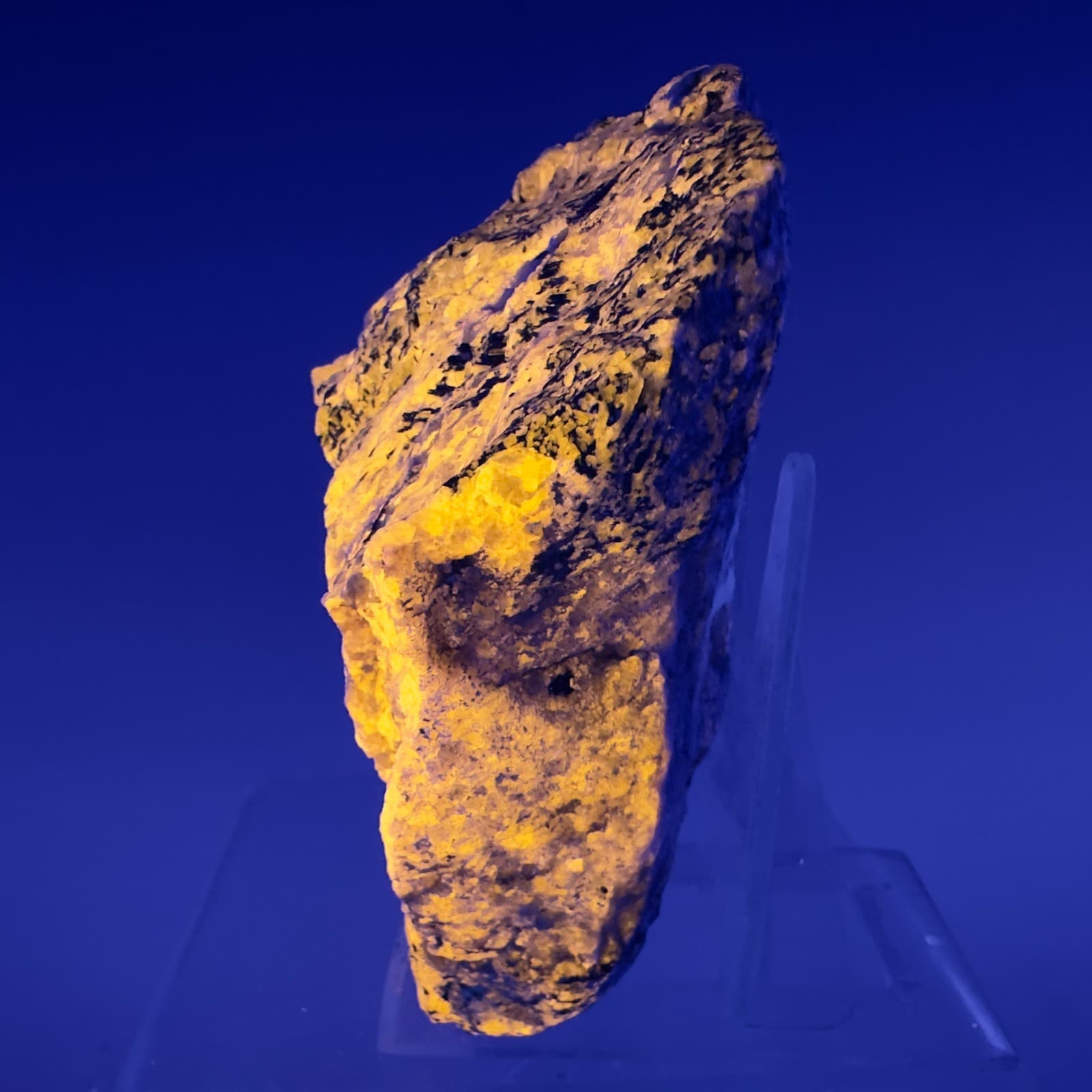 Fine Large Fluorescent Sodalite: Taseq Slope, Ilímaussaq, Kujalleq, Greenland 5