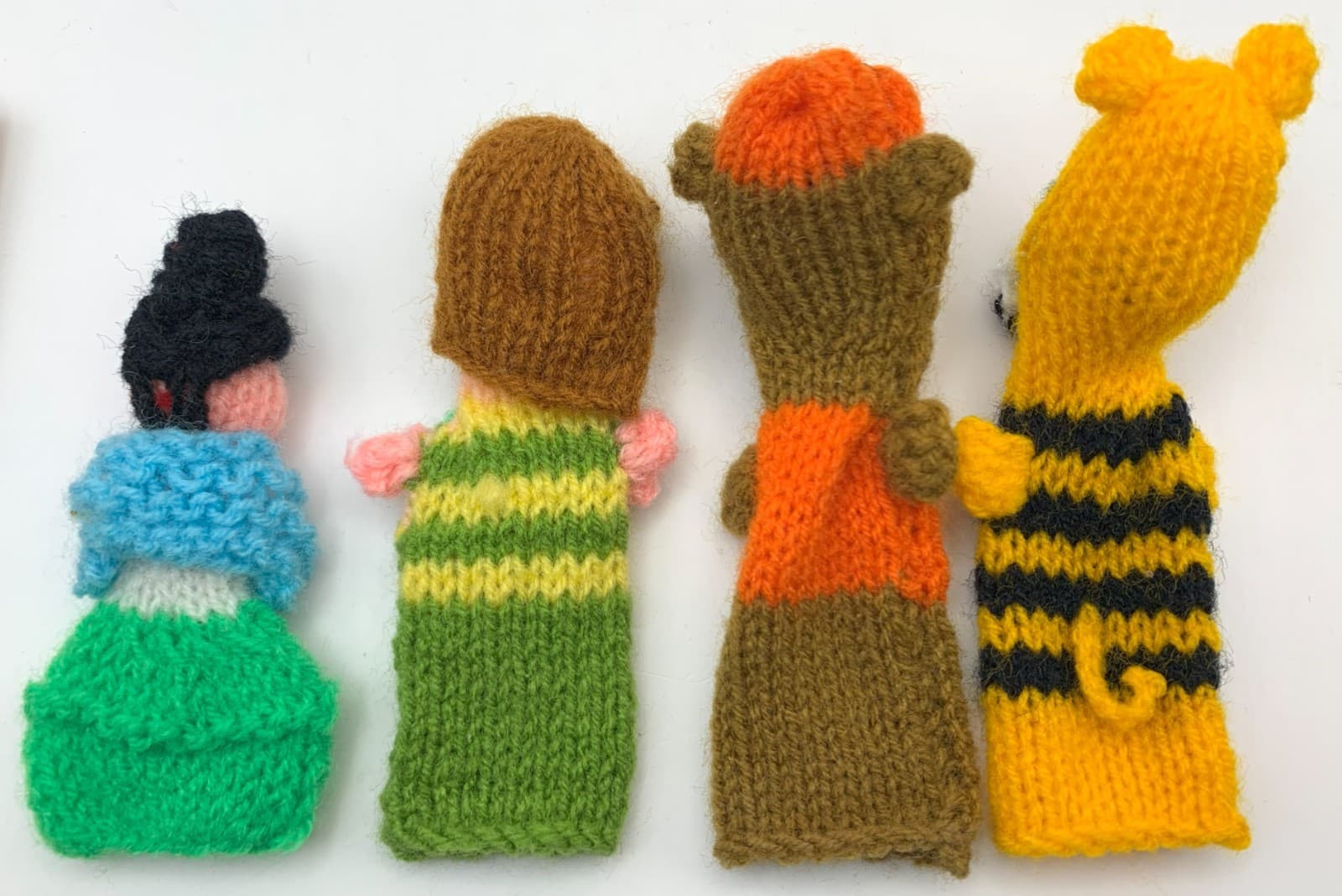 Cute Lot of 4 Fine Knitted FINGER PUPPETS Snowman Girl Puppy Dog Tiger Too Cute! 3