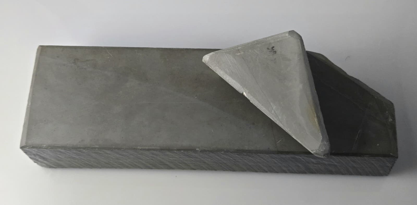 Japanese Natural Whetstone (JNAT)  Asagi Tomae Awasedo + Tomo Nagura 2