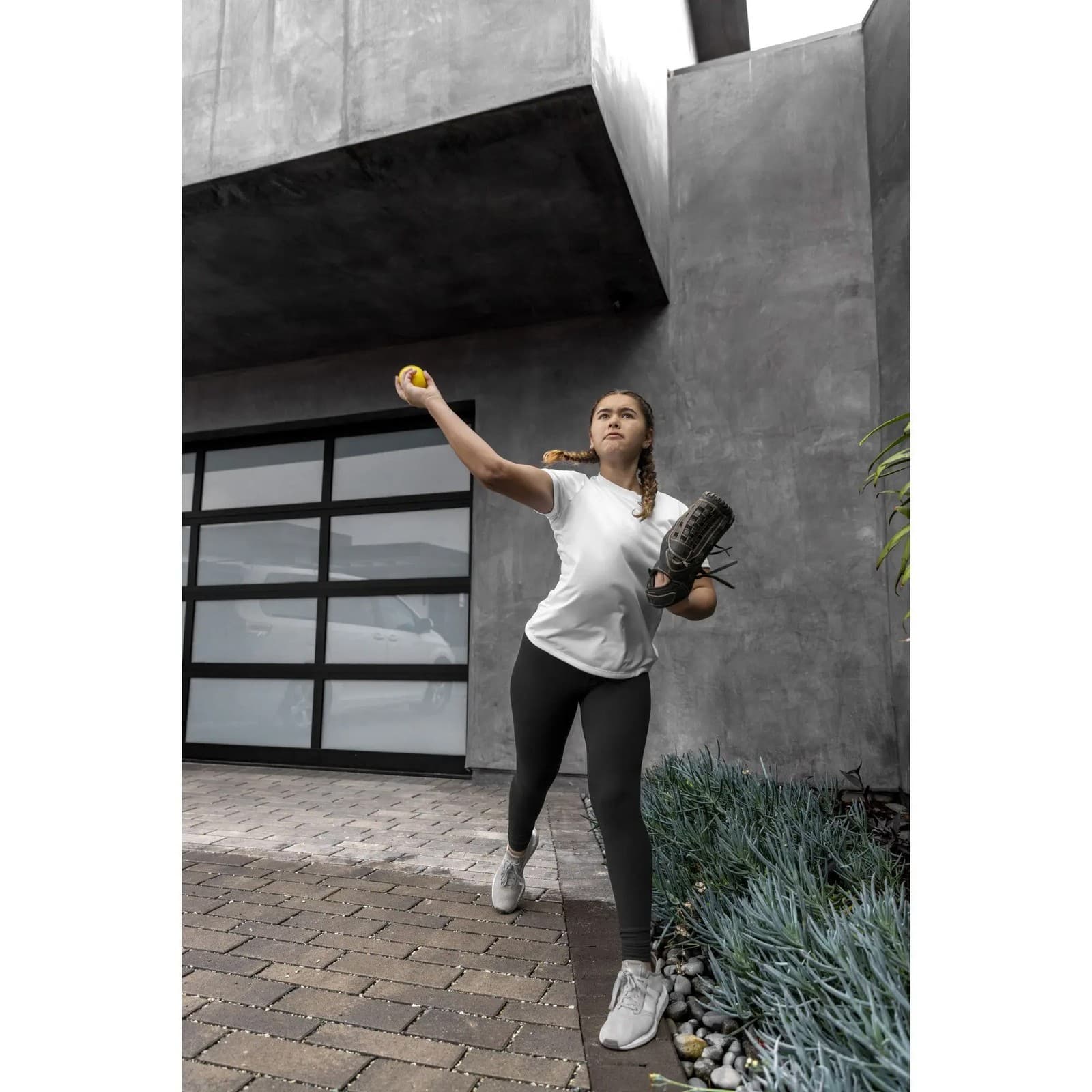 SKLZ Throwing Plyo Balls for Pitching Training 3