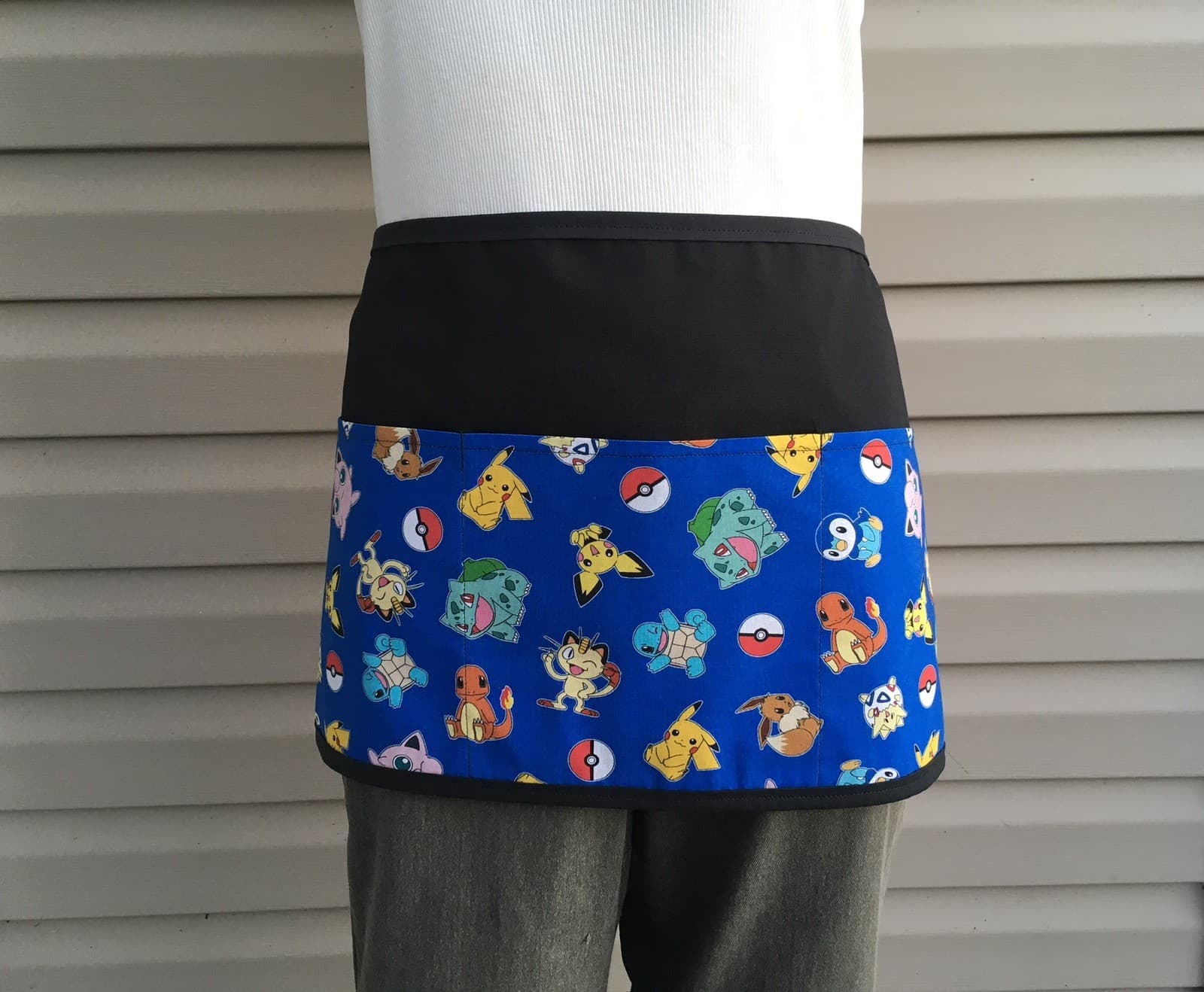 Pokémon, cute cartoon 3 Pockets WAITRESS Waist Aprons Restaurant Serve Janet’s 3