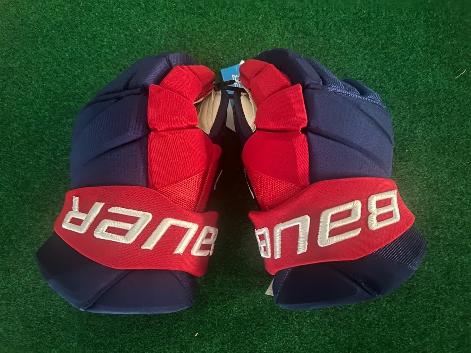 NEW Team USA Bauer Vapor Flylite PRO STOCK Ice HOCKEY GLOVES 14" Lane Hutson