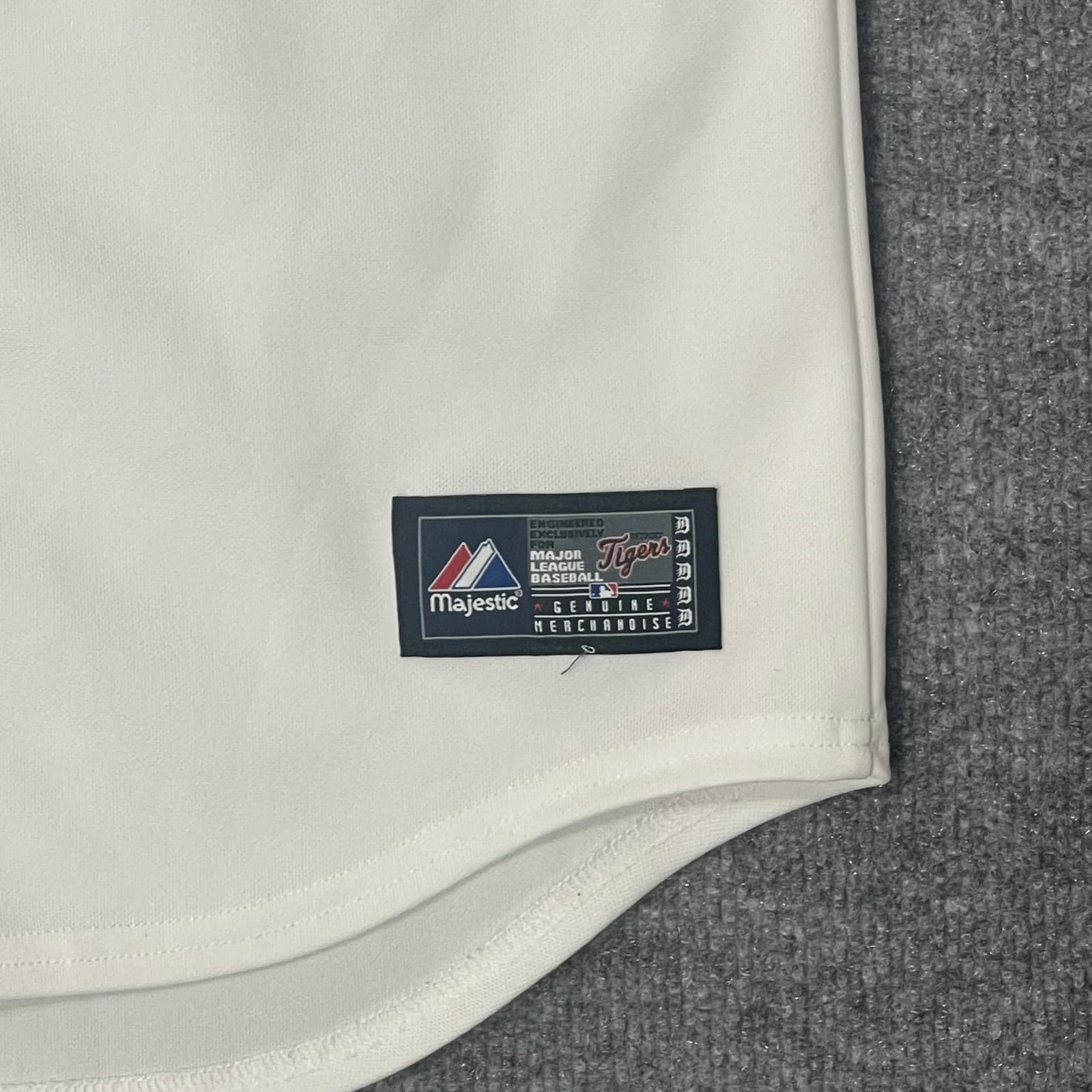 Majestic Detroit Tigers MLB Baseball Women's Size XL Jersey White Blue 5