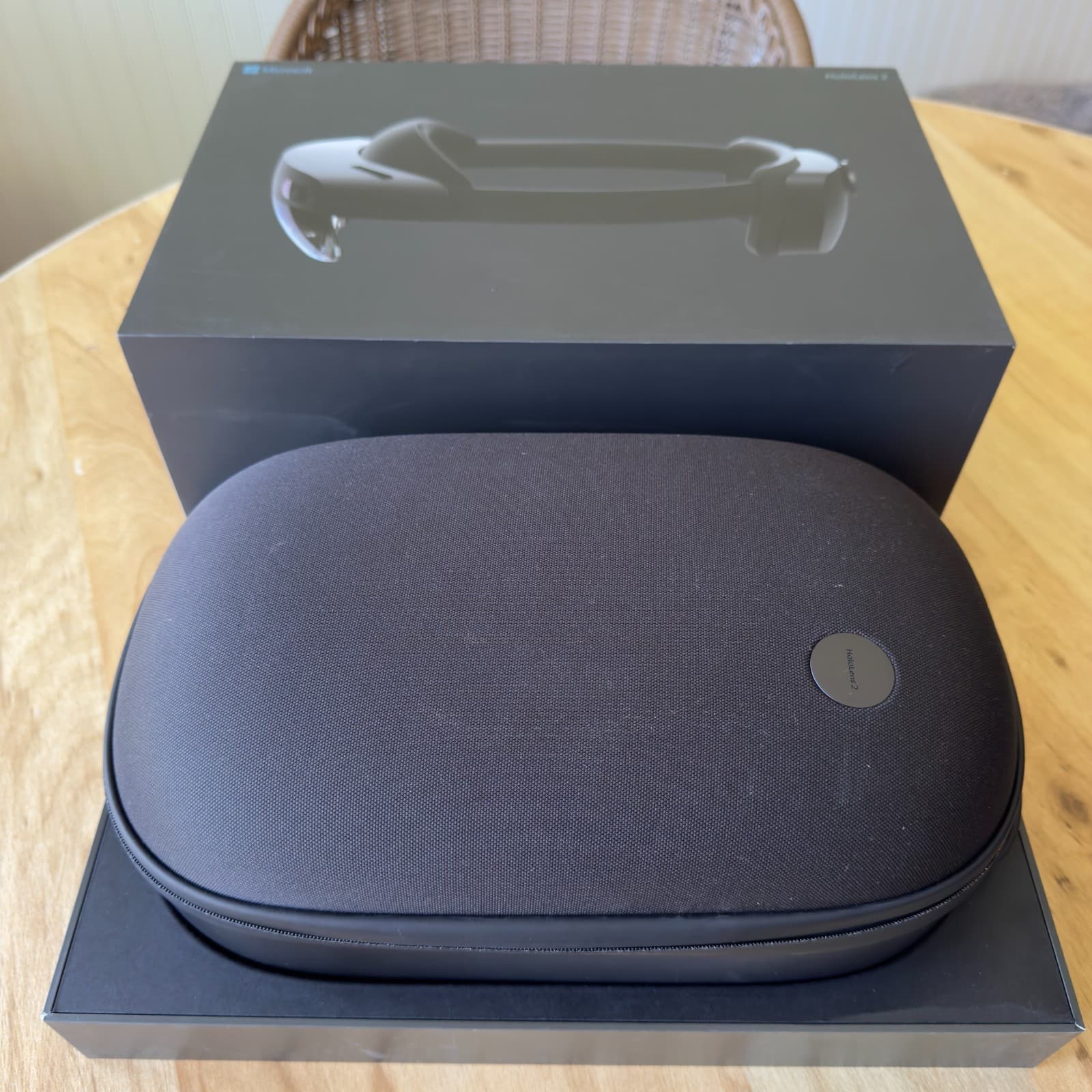 Microsoft HoloLens 2 - Smart Glasses VR Headset Device - Model 1855 - NJZ-00001 4