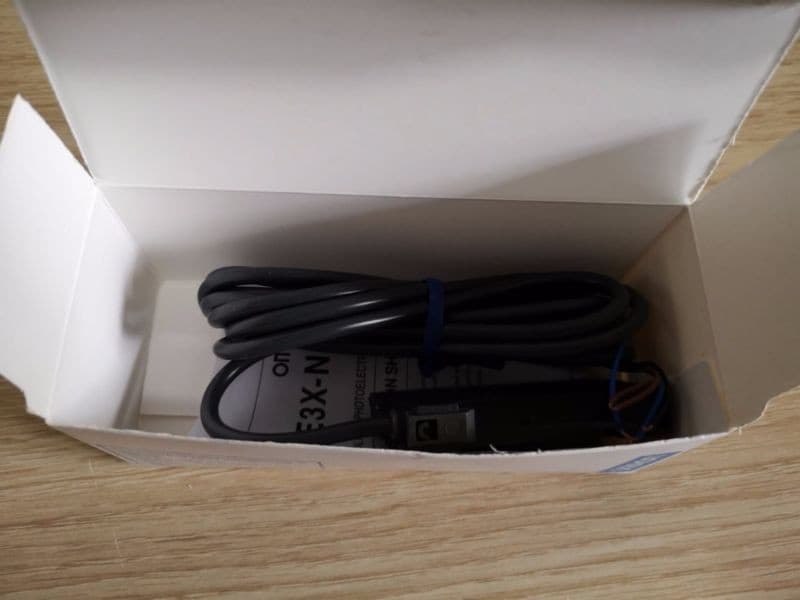 New In Box Omron Photoelectric Sensor Switch E3X-NA41 E3XNA41 *TT 4