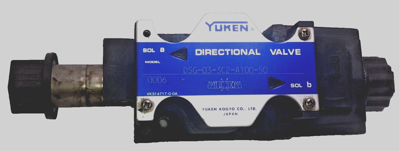 Yuken DSG-03-3C2-A100-50 Directional Valve, Double Solenoid, used (HH)