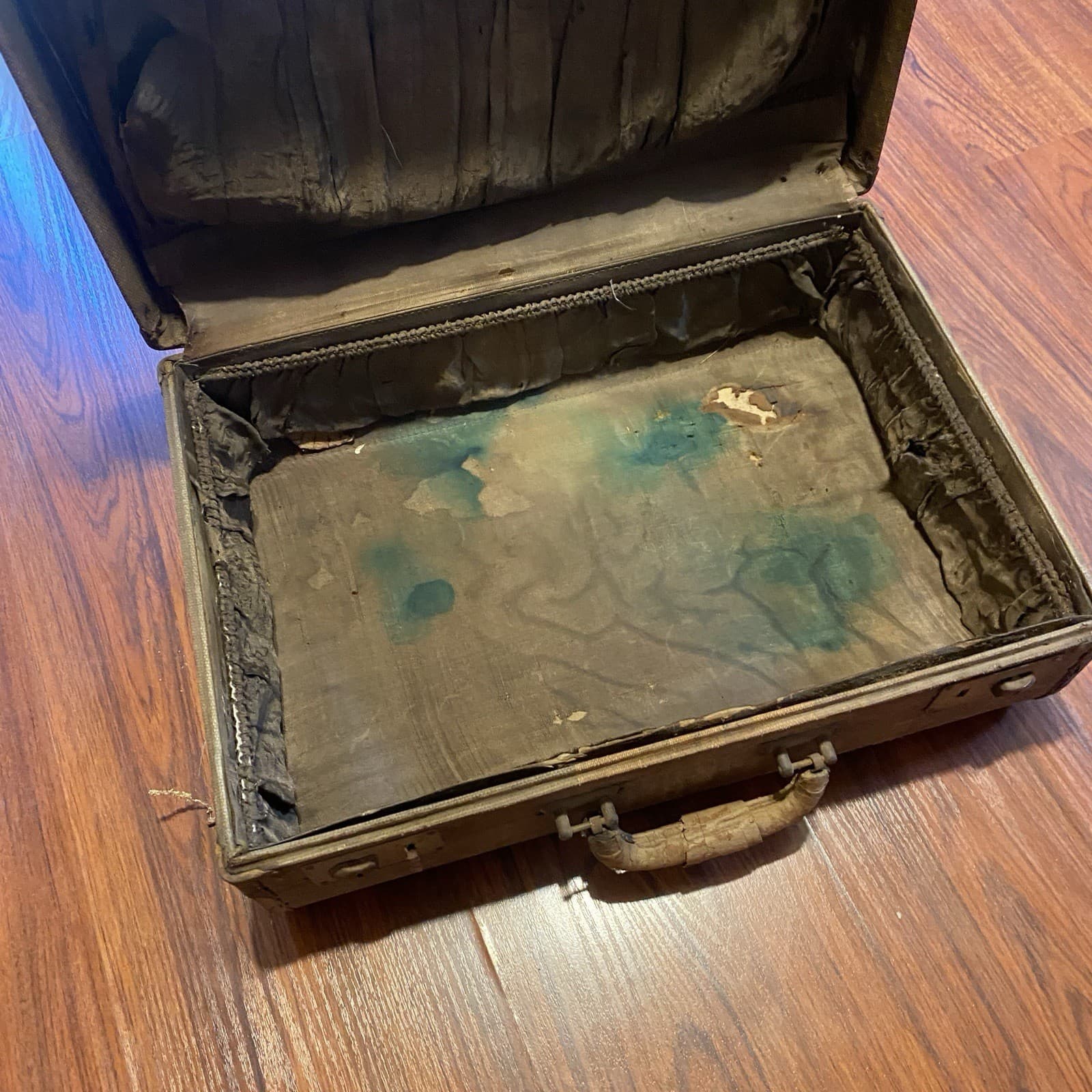 Vintage suitcase with Navajo Rug Application 18 x 12 x 6 inches, Antique 5