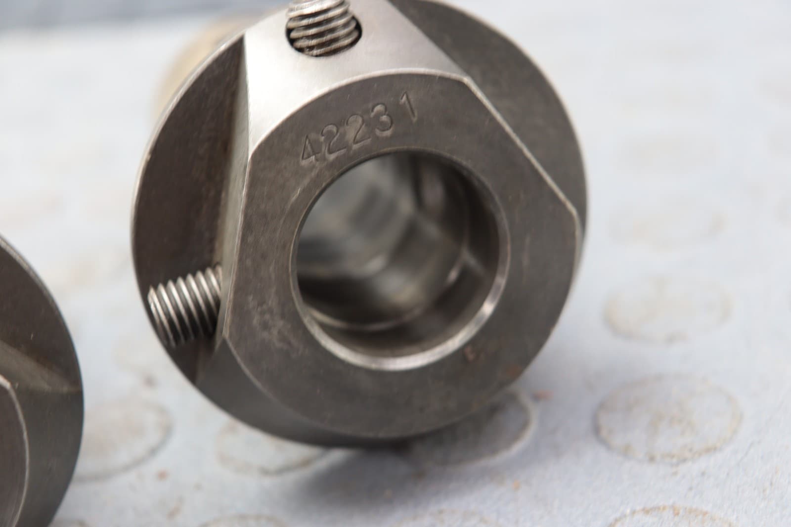 LATHE BUSHING, SLEEVE, REDUCER OD. 2'' TO 1-1/4'' LOC7520 3