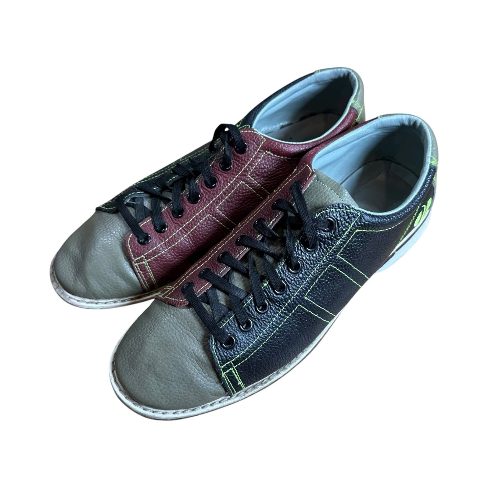 Linds Rental-Style Bowling Shoes Size 12 / 45.5 Maroon Black Gray Used Classic 6