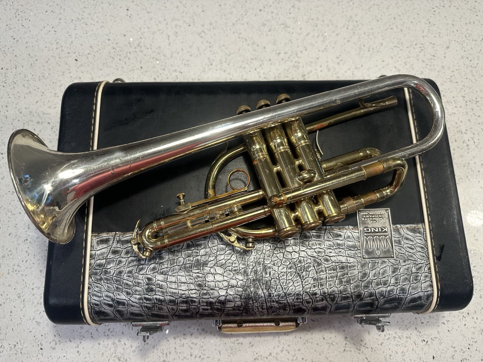 king silversonic Cornet / Trumpet . 3