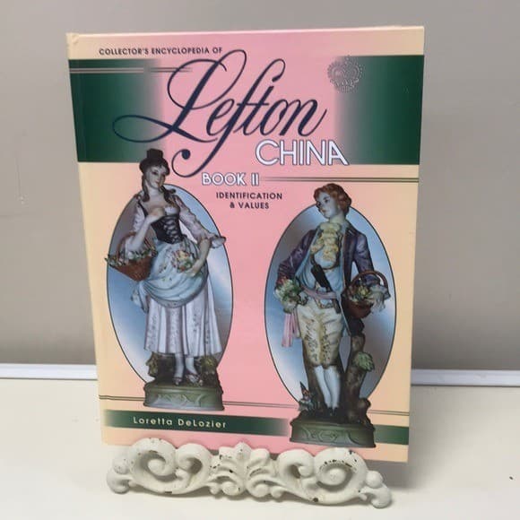 Collector's Encyclopedia of Lefton China Book II Identification & Values