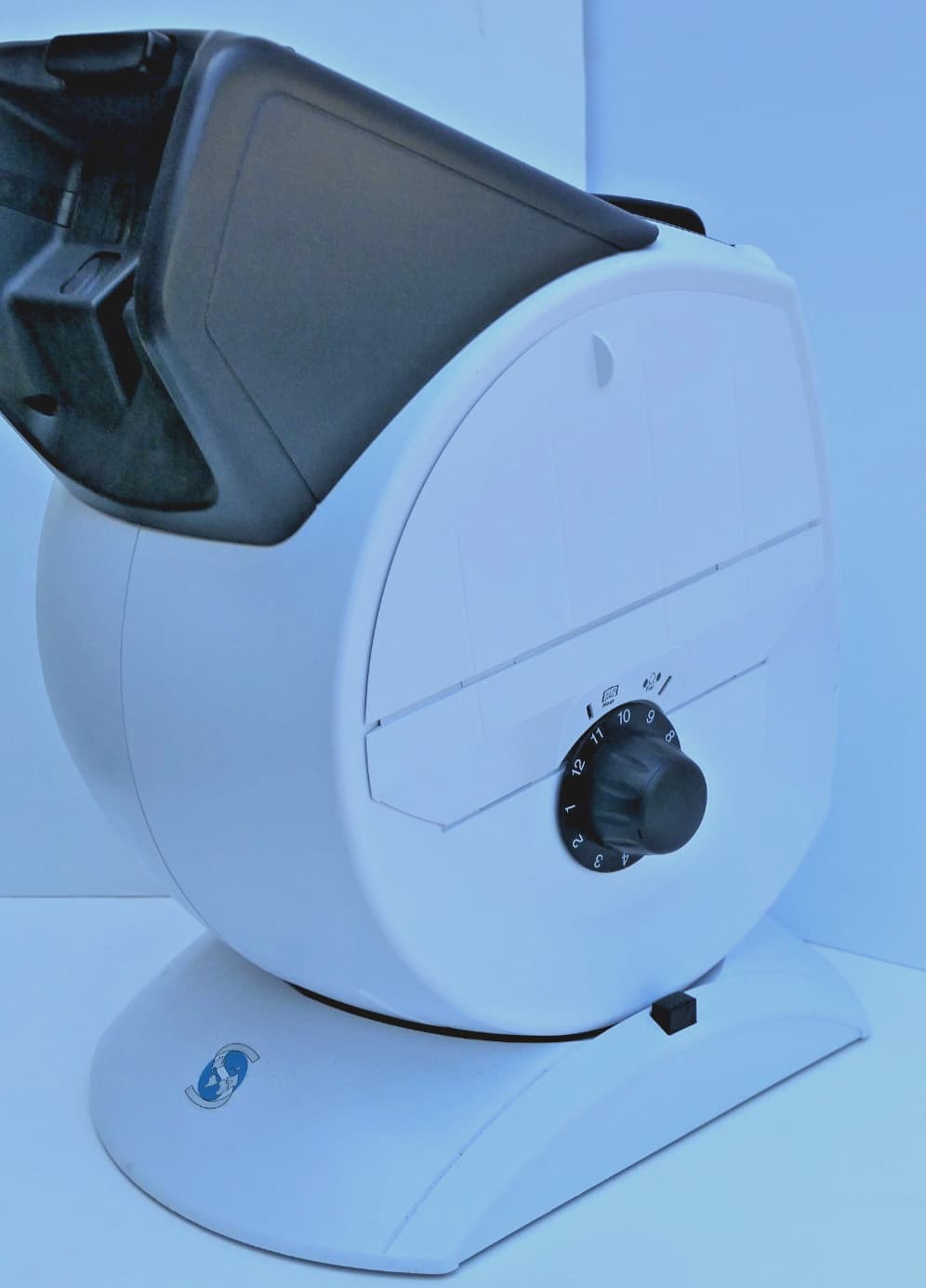 TESTED- STEREO OPTICAL OPTEC 5000P VISION TESTER MANUEL CONTROL 24V WITH COVER