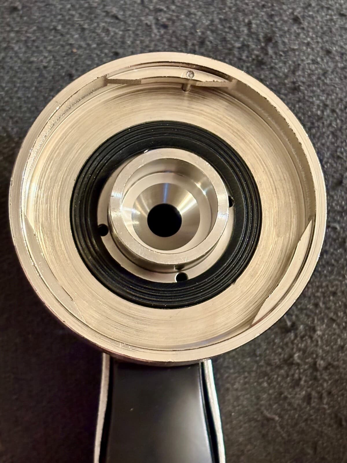 High-Quality G-3 Beer Keg Coupler - Perfect for Anchor & Other Premium Brews 2