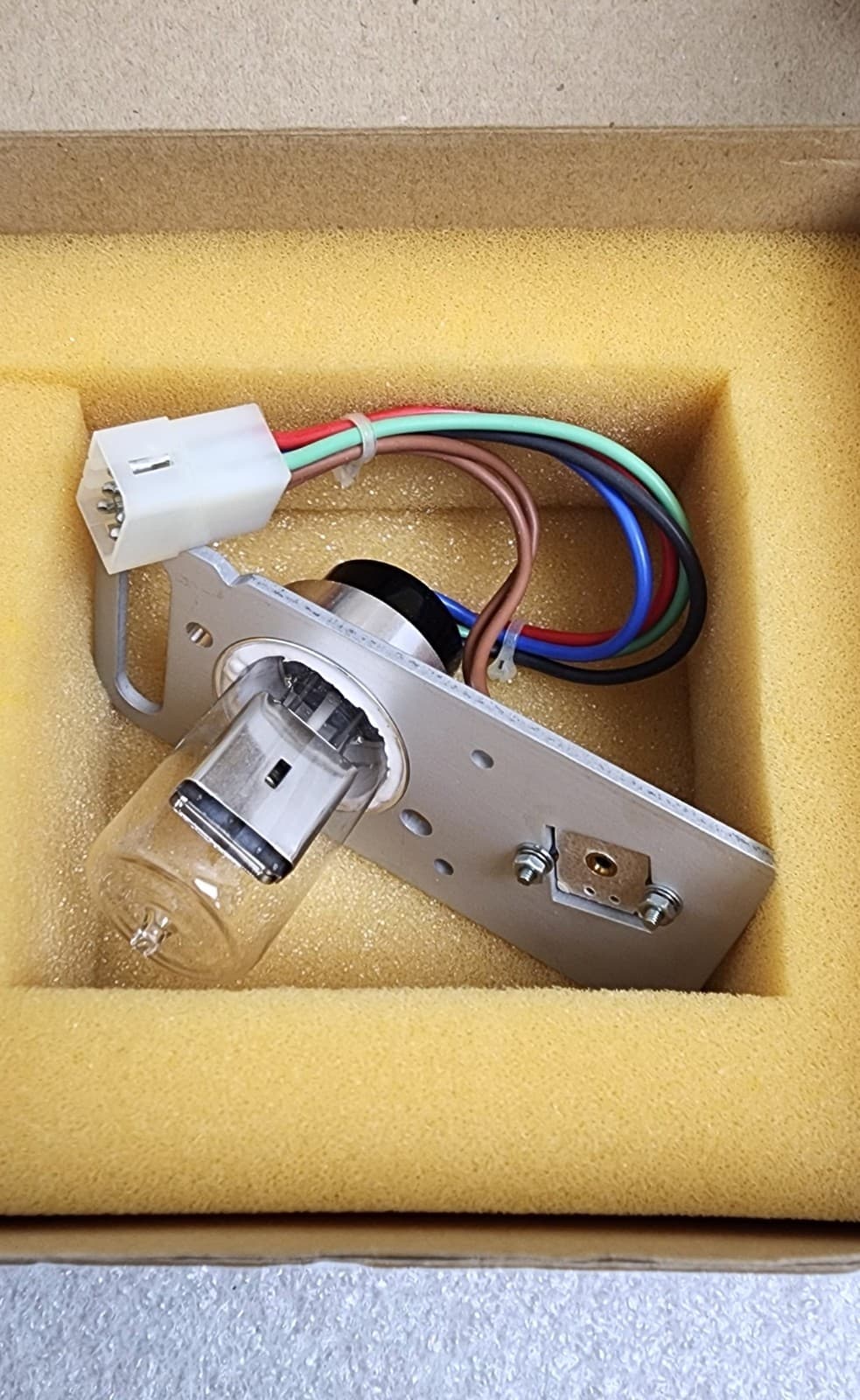 Biochrom Deuterium (D2) lamp, for Ultrospec 3300/4300 Pro PTR Spectrophotometer