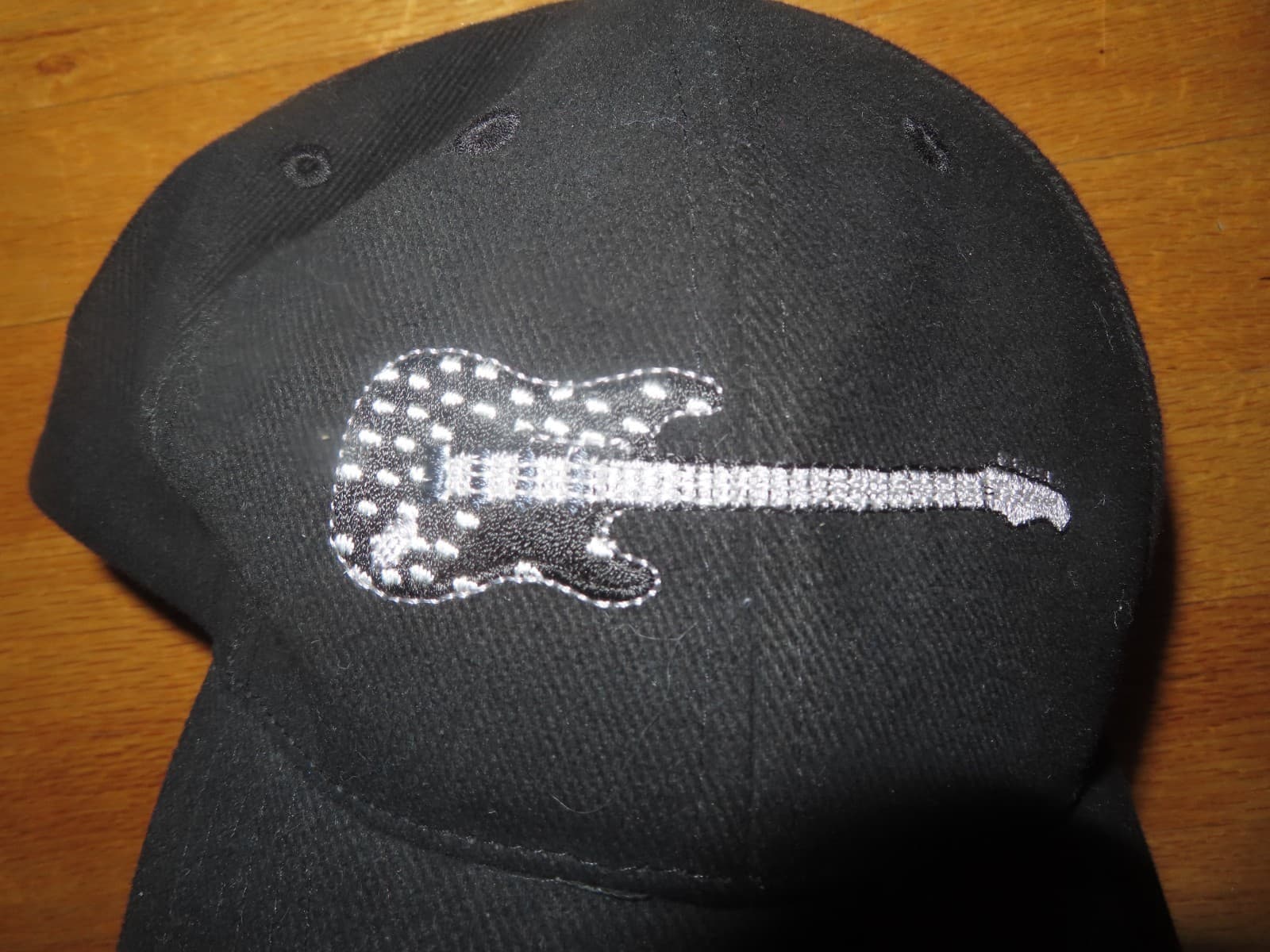 Vintage Blues Legend BUDDY GUY Guitar (Adjustable) Cap 2