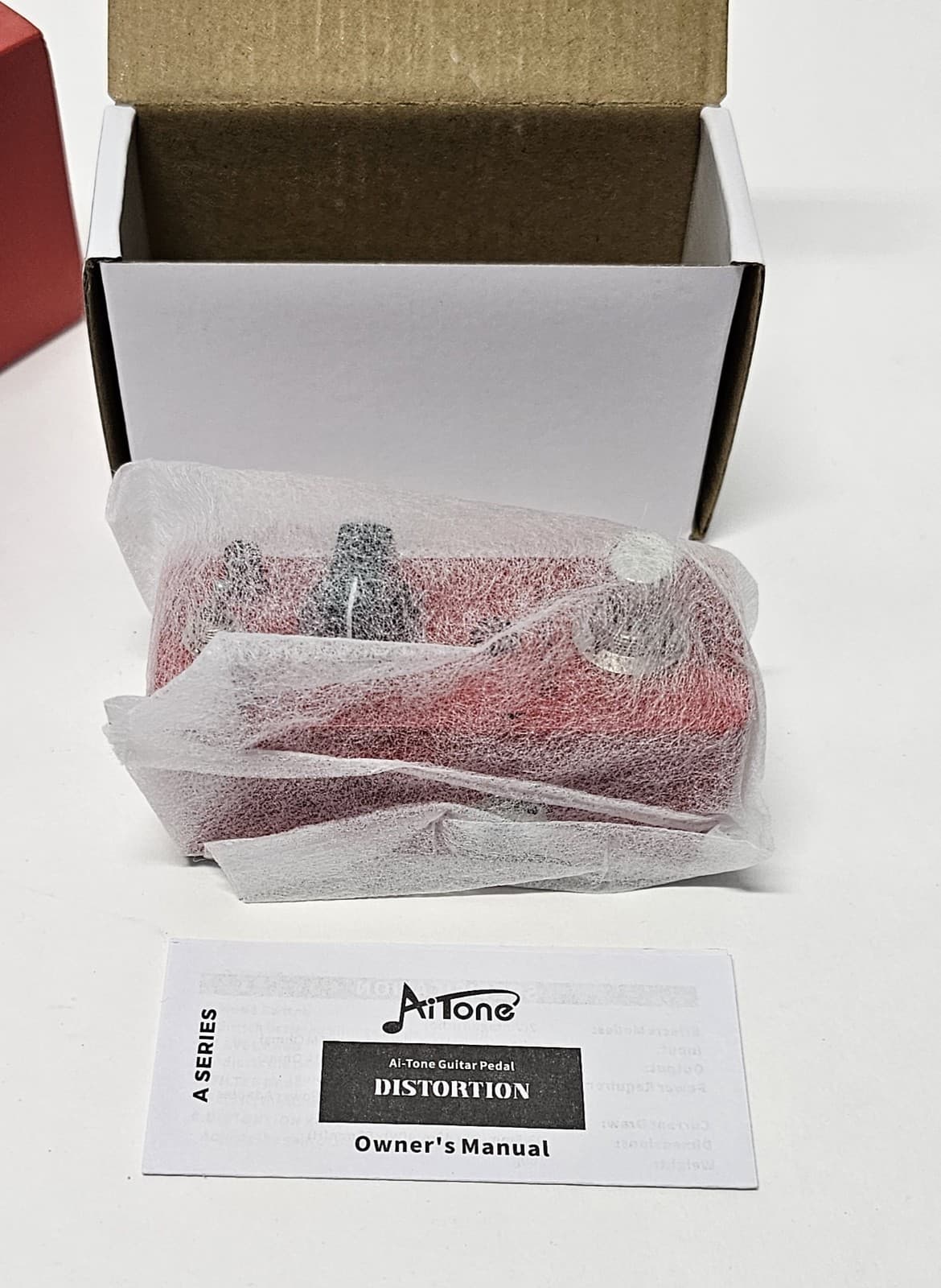 AITONE Distortion Pedal Mini Electric Guitar Effect w/2 Modes True Bypass At-05 4