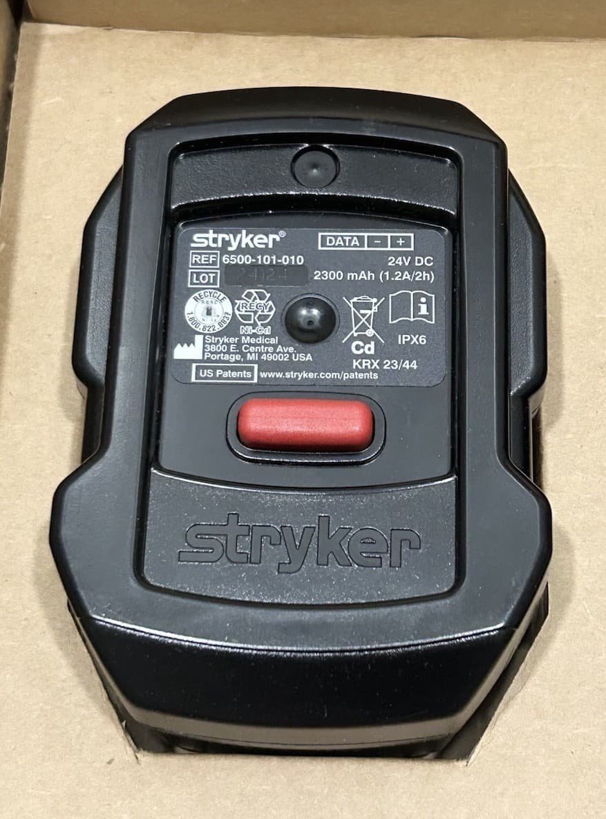 New Stryker SMRT Battery Power Kit for Power Pro Cots / 2 Batteries and Charger 2