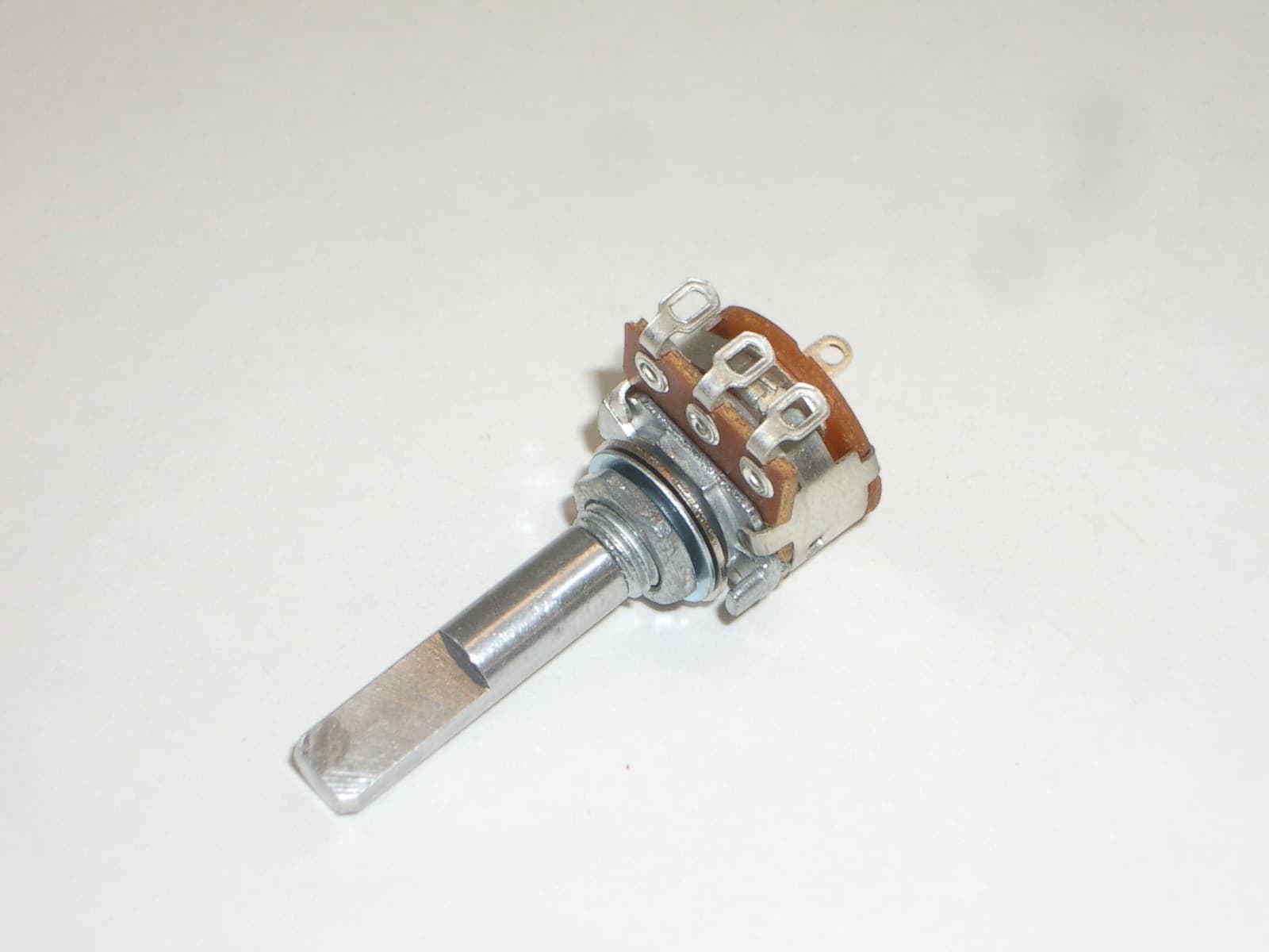 PHILMORE PC835 VOLUME CONTROL 5K ohm AUDIO TAPER POTENTIOMETER AC ON-OFF SWITCH