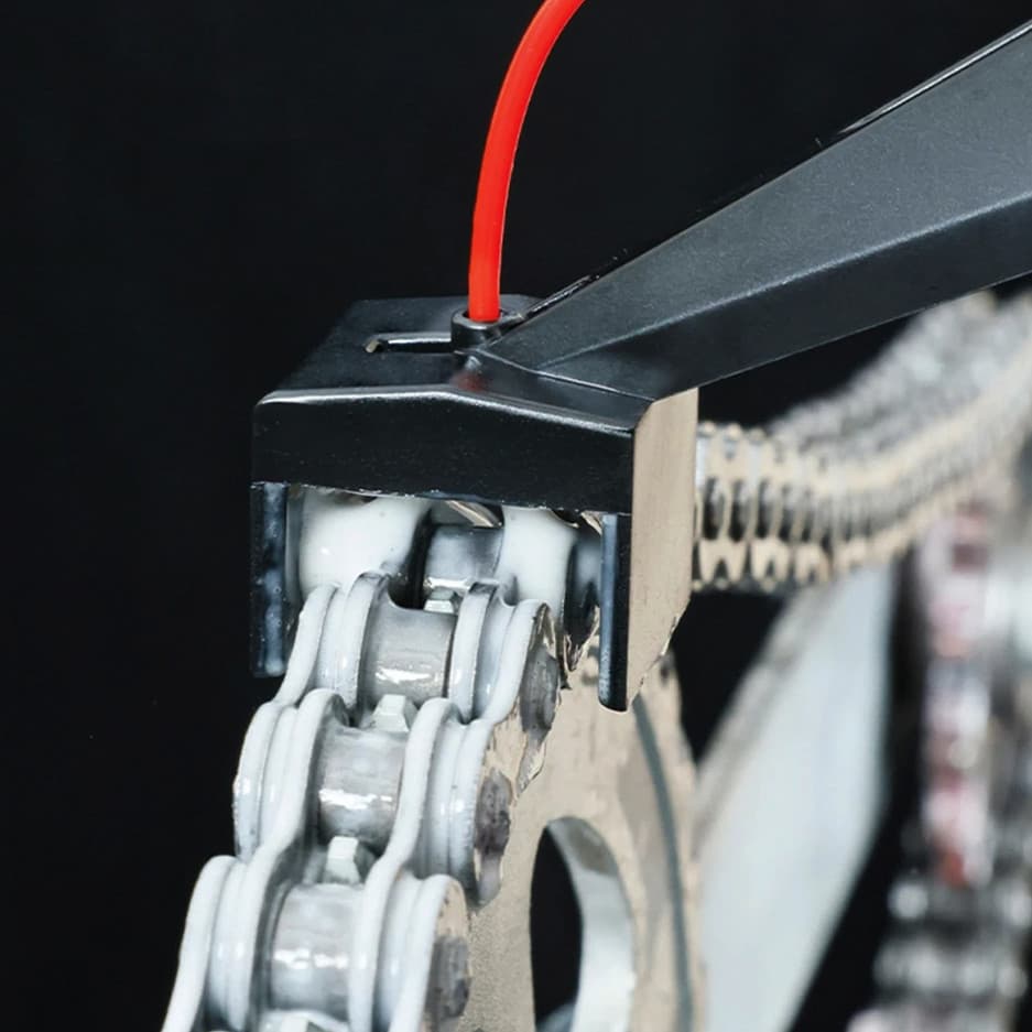 1pc Motorcycle Chain Oiler Tool: Mess-Free Chain Wax & Lube Applicator - NEW 5