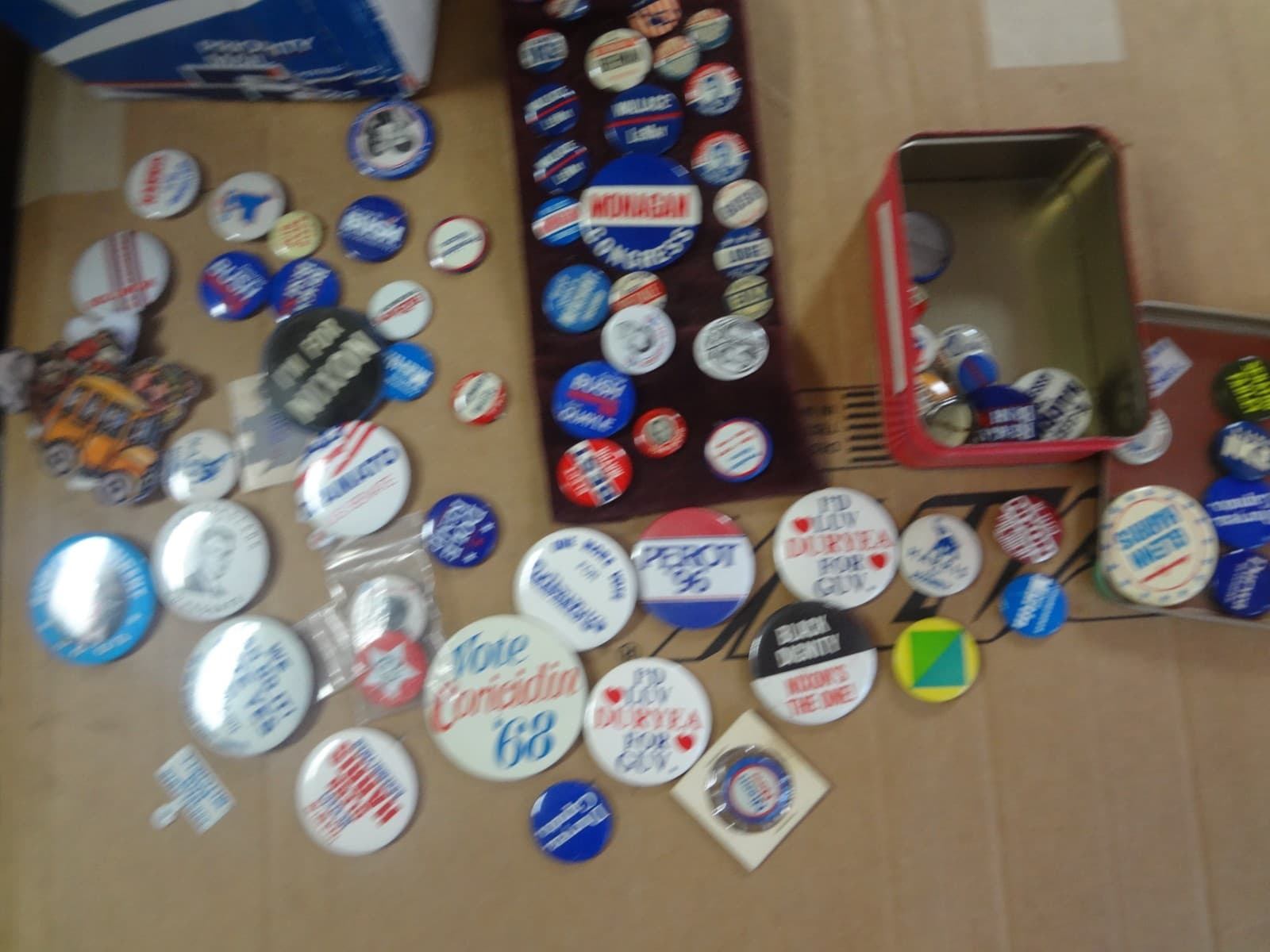Lot of over 75  Vintage Campaign Buttons between 1952 to 2008   s#shelfH3 2