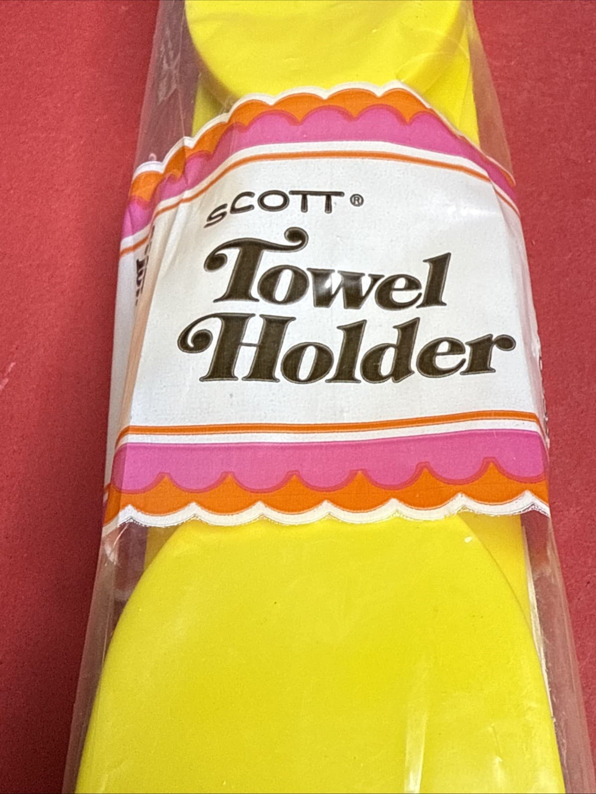 Vintage 1969 Scott Paper Towel Holder Plastic Yellow NEW Made In USA 4