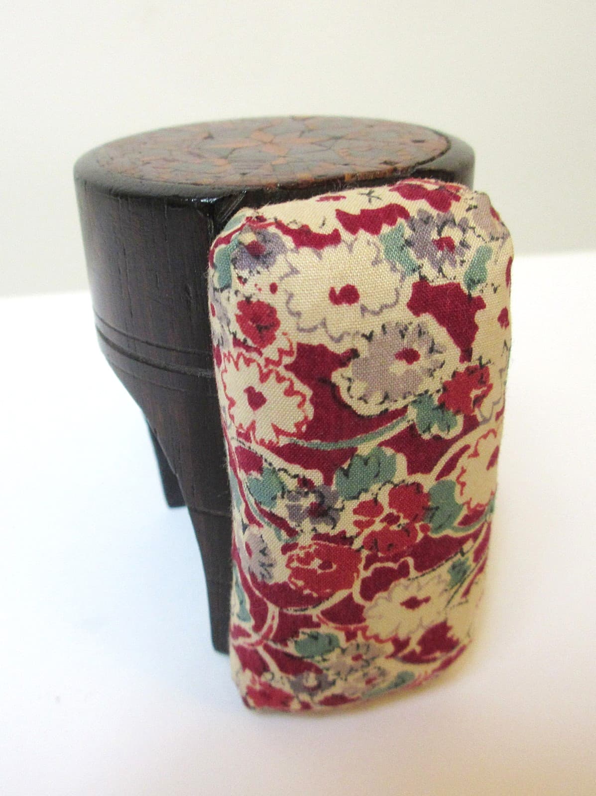 Antique Rosewood Sewing Clamp and Pin Cushion Stickware Decoration 4