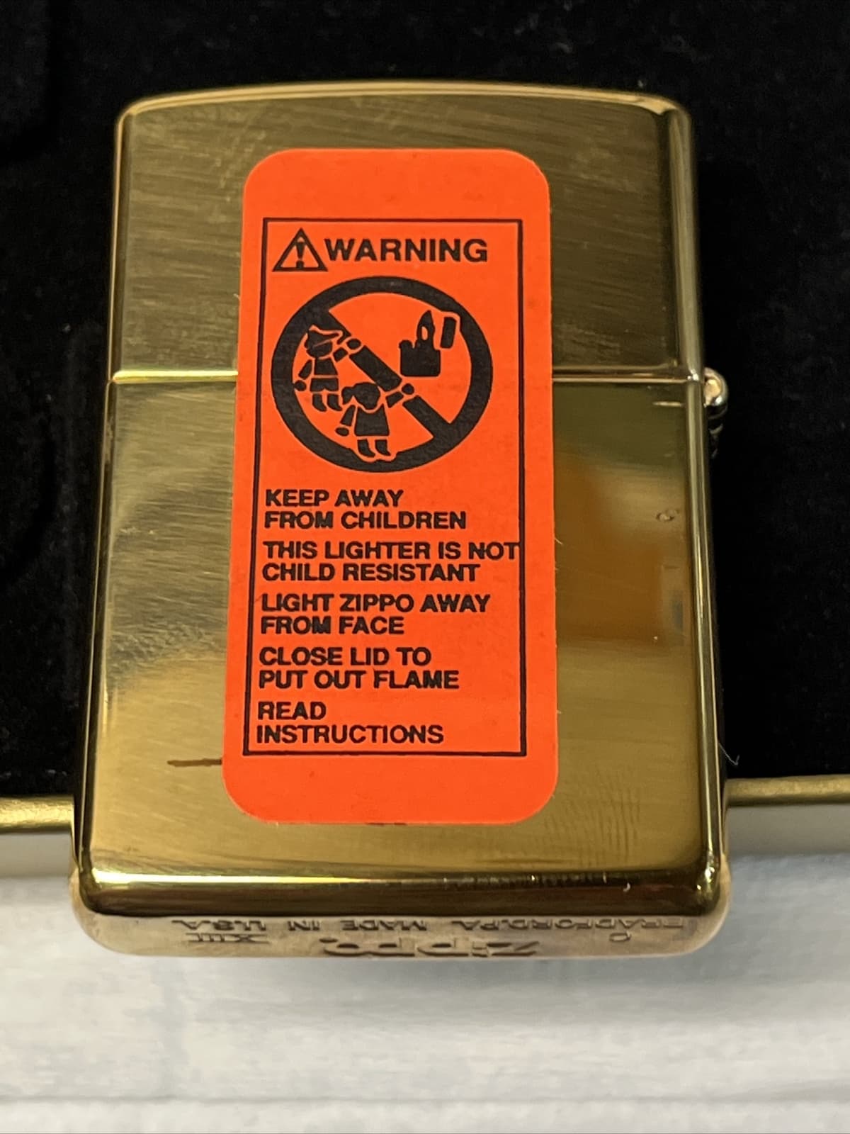 ZIPPO LIGHTER BRASS PETTY GIRL SERIES MEMPHIS BELL  LIMITED  UNSTRUCK STUNNING 6