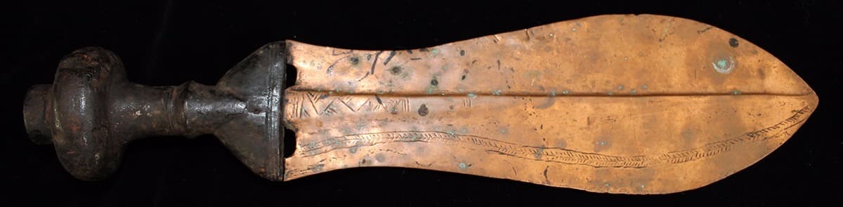 Lovely 19th C. African Kuba Kingdom (Congo Area) Copper Bladed Prestige Knife 3