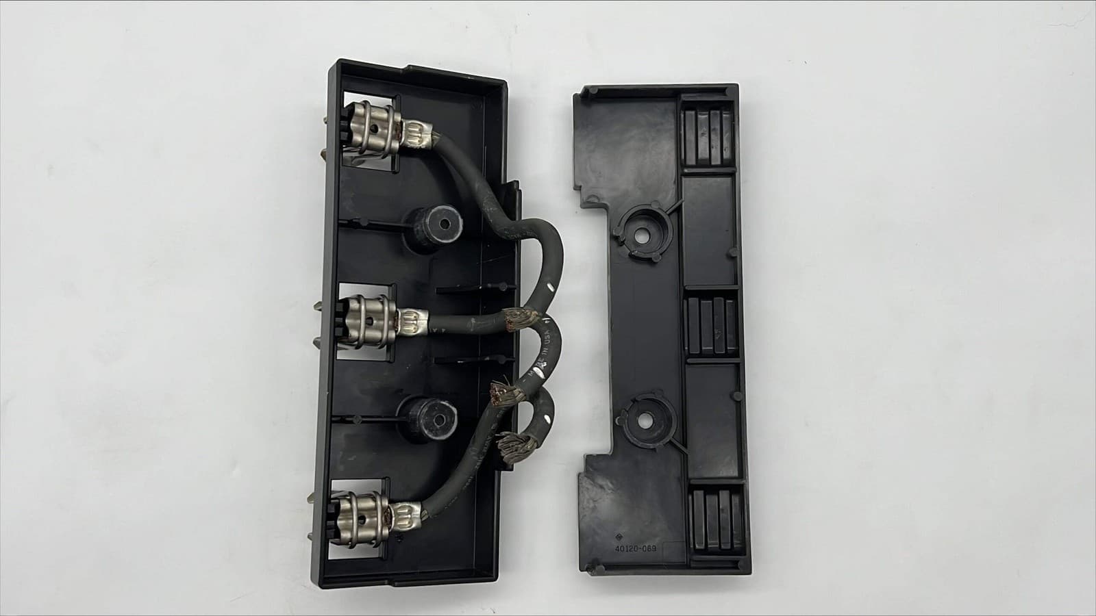 Allen-Bradley Stab Assembly for MCC Bucket, 3-Wire 4 AWG (Used) 4