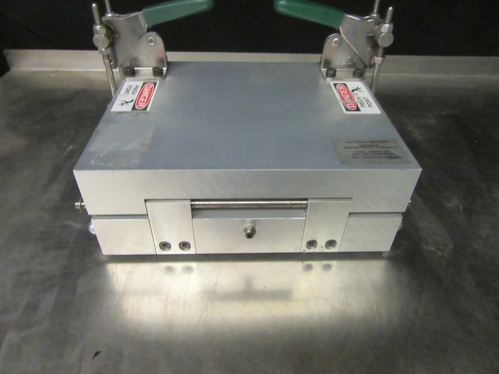 O68 TM ELECTRONICS ALUMINUM INJECTION MOLD BLOCK FOR INTERCHANGEABLE  MOLDS  5