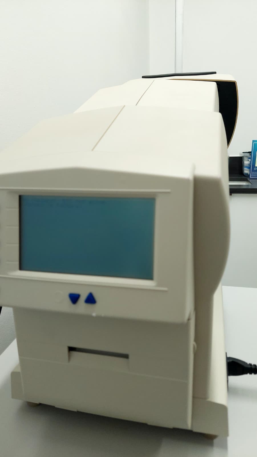 Carl Zeiss Humphrey Systems FDT 710 Visual Field Analyzer 2