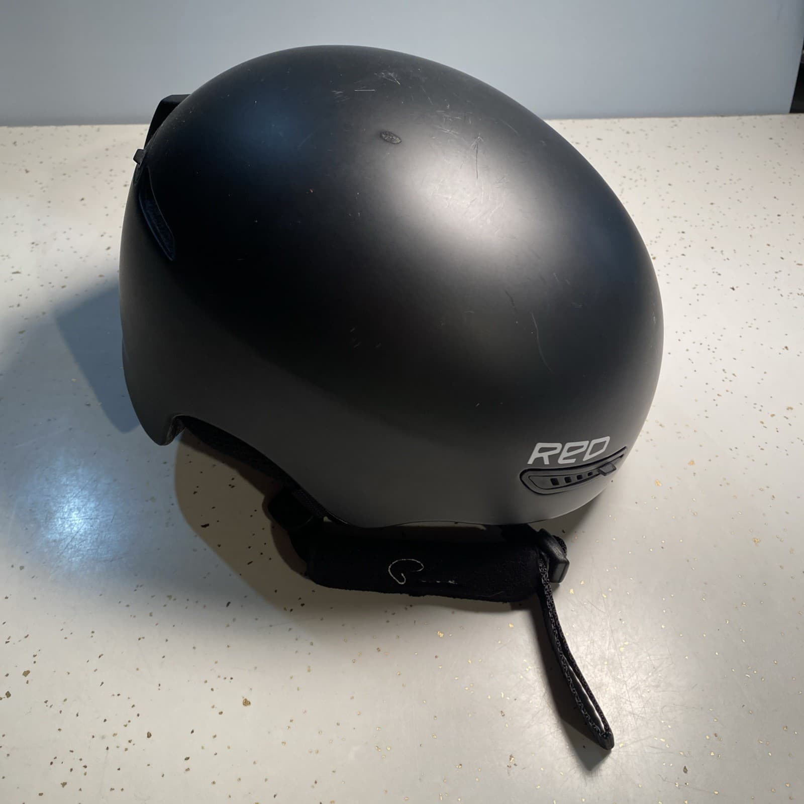 AVID RED Snow Ski Snowboard HELMET Black Small 55-57 cm