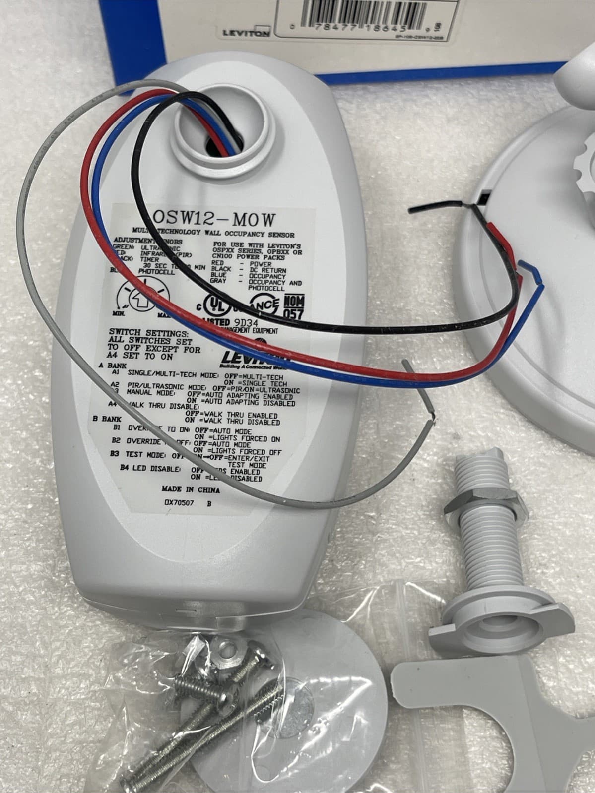 Leviton OSW12-M0W Multi-Tech Wall Mounted Occupancy Sensor Motion, NEW 5