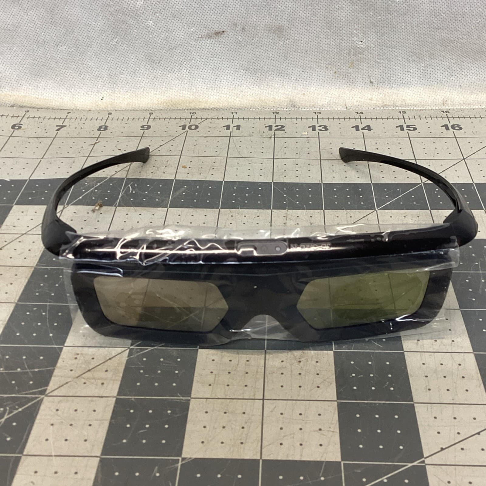 Sharp Aquos Glasses 3D-G/2D-R With Black Frame New No Box 4
