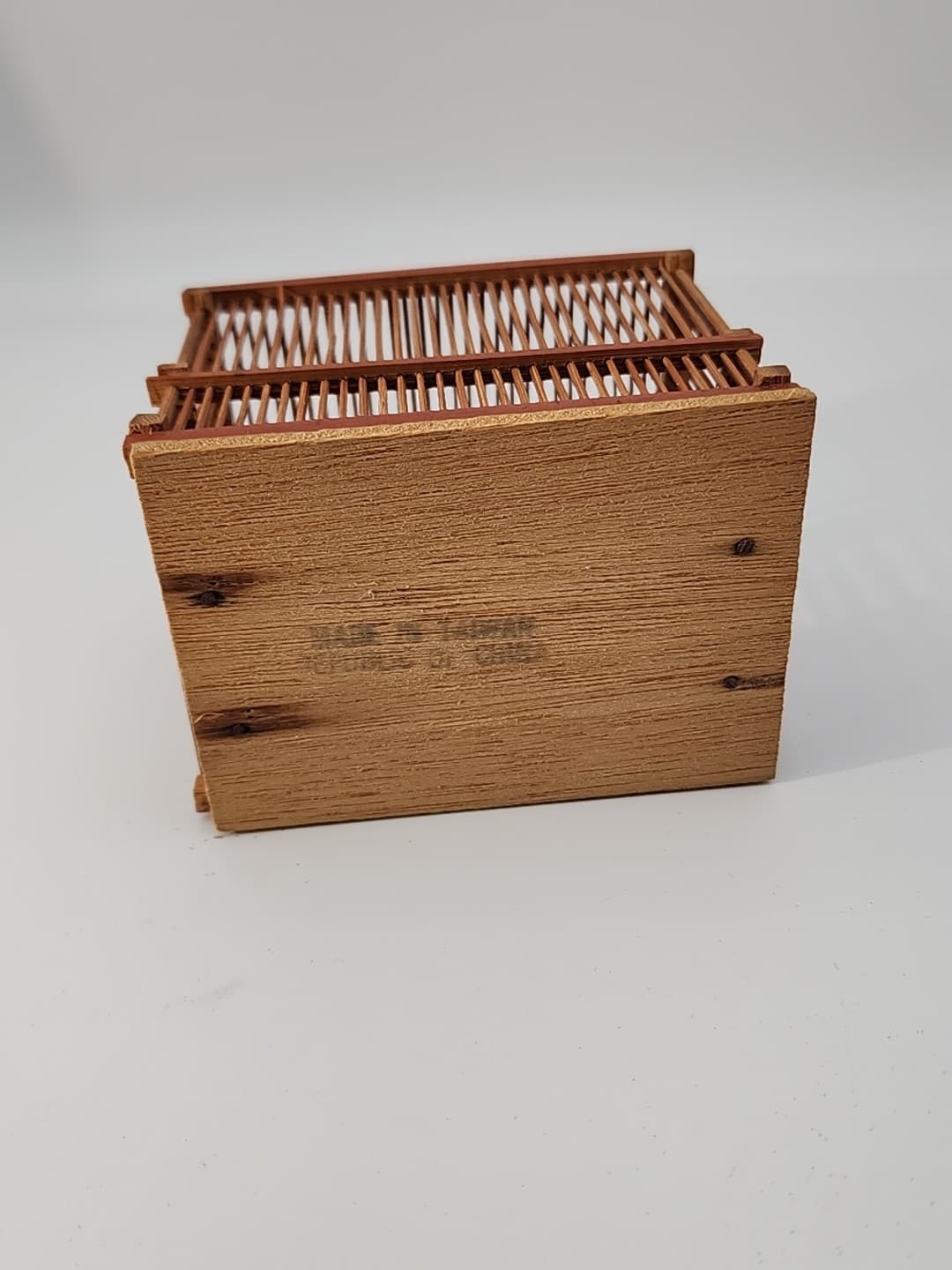 Vintage bamboo wooden lucky cricket cage with sliding door 6