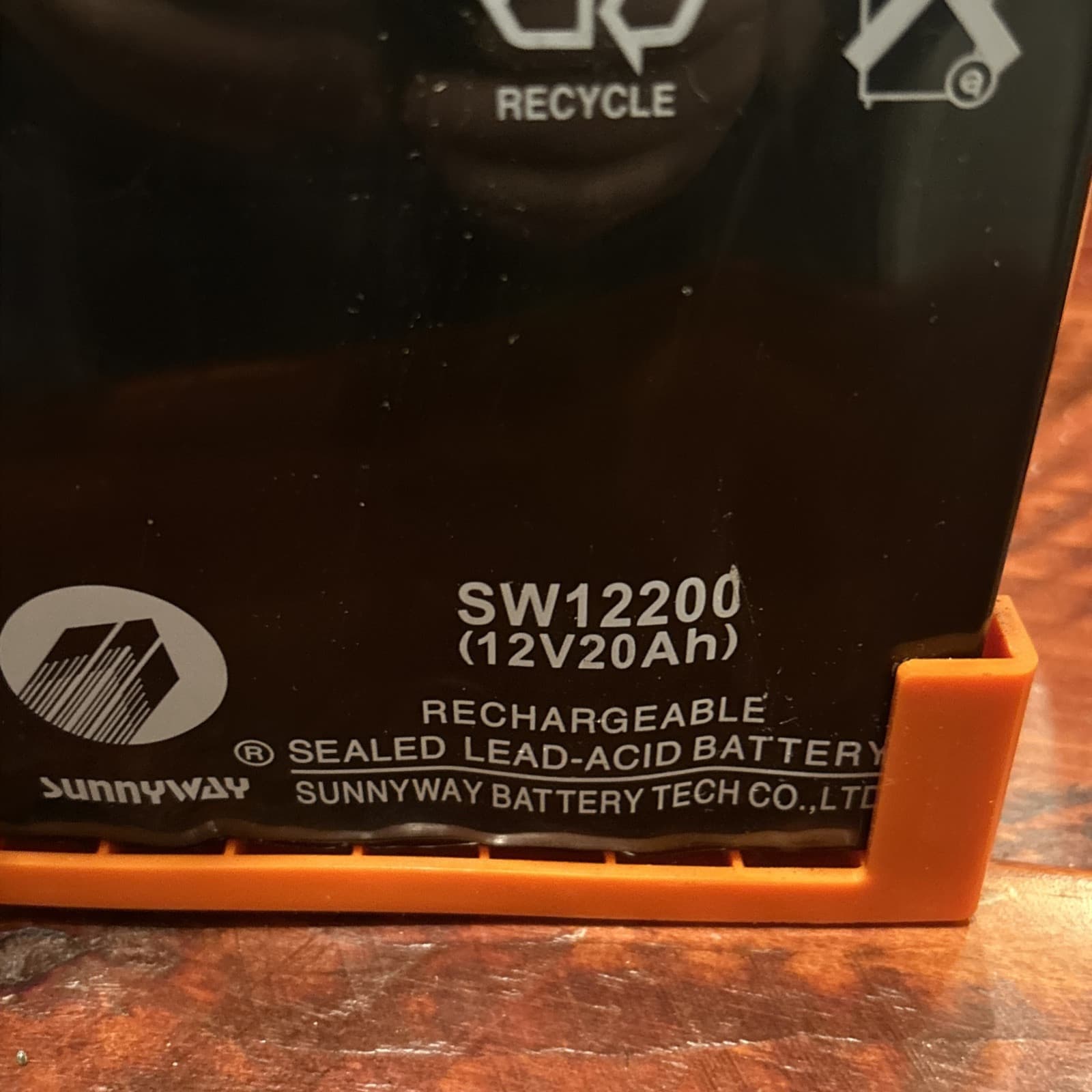 Paul C Buff Vagabond II Pure Sine Wave Power Inverter w/ battery Tested Working 5