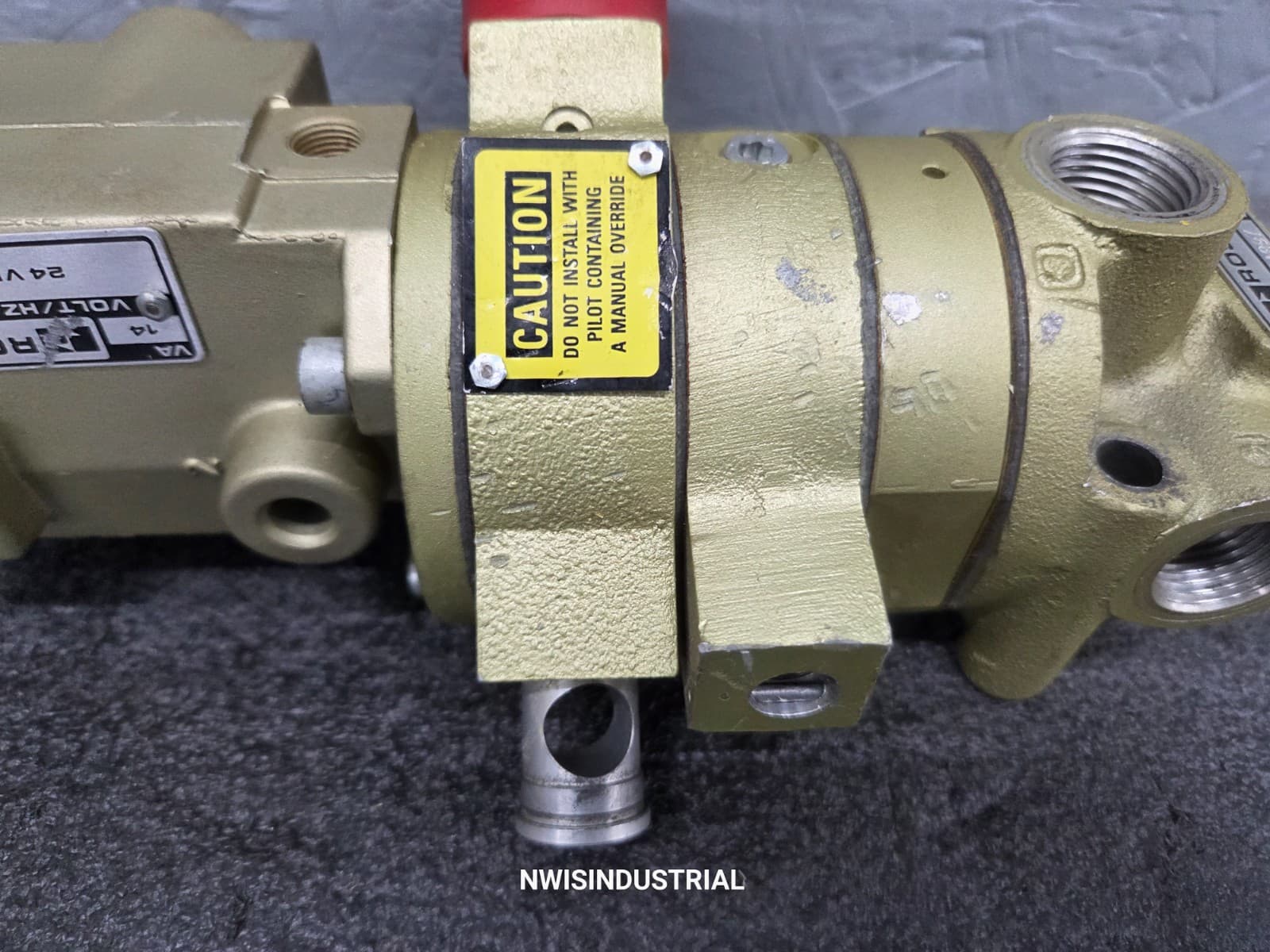 ROSS Solenoid Valve D2773A4897 w/ Lockout 4