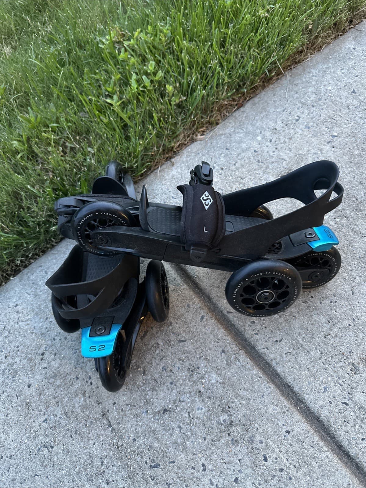 Cardiff Skate Co Model S2 Skate Away Adjustable Step Strap Skates  EUC! 5